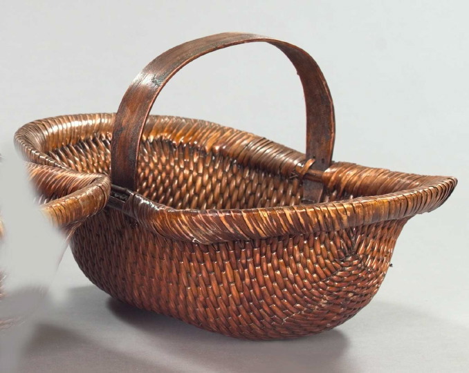 Provincial Woven Reed Basket  3a5b31
