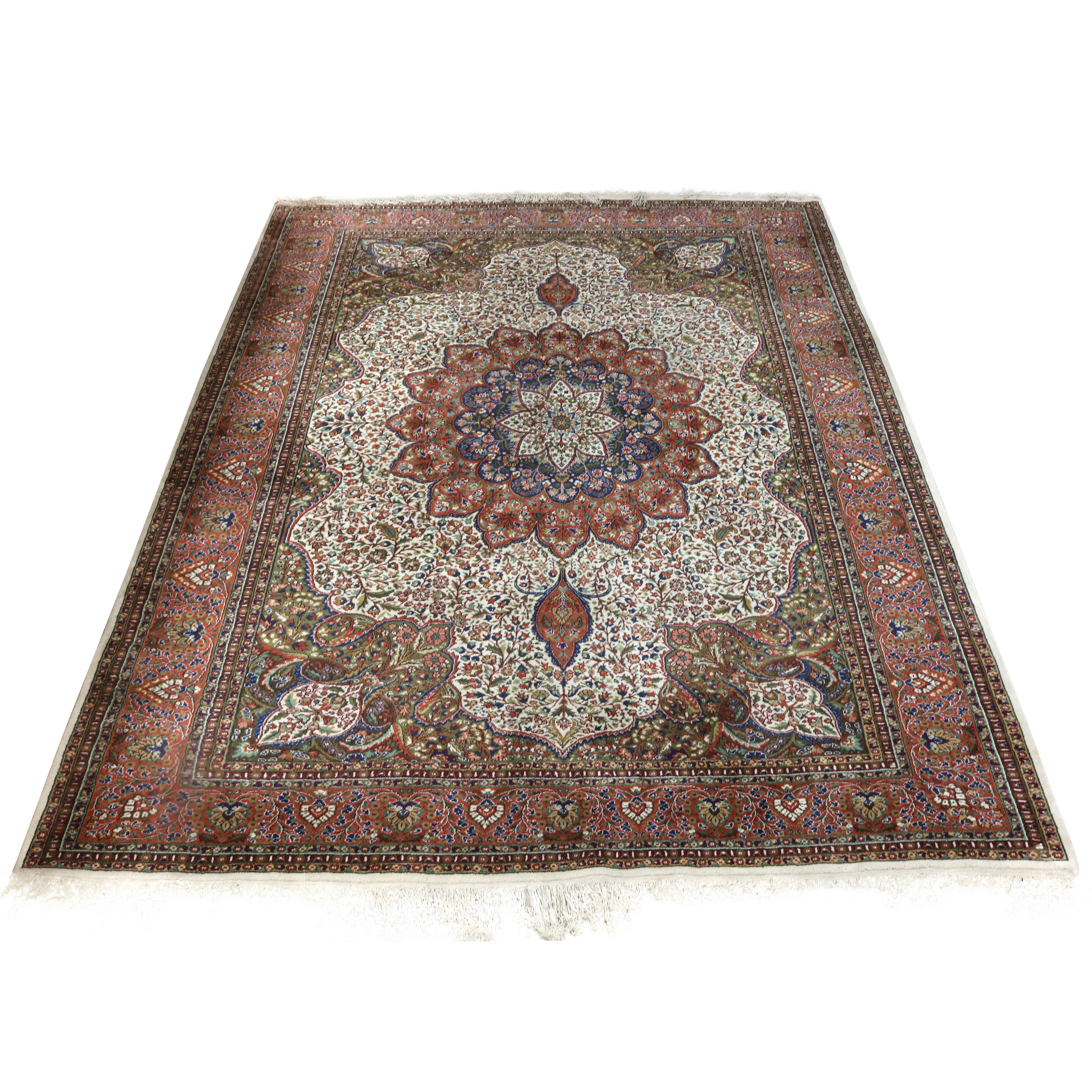 AN INDO TABRIZ CARPET An Indo Tabriz 3a5c6e