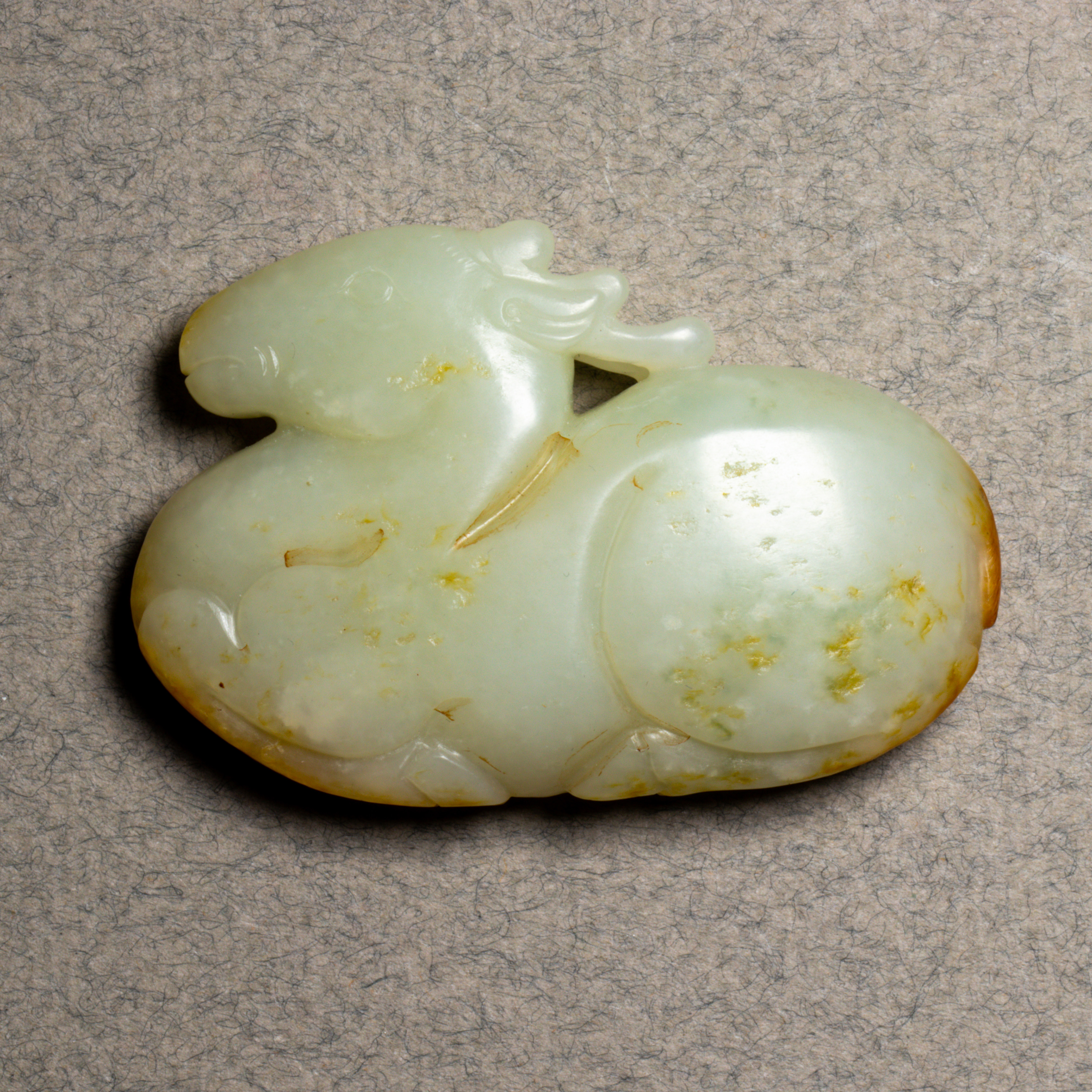 CHINESE JADE DEER TOGGLE Chinese 3a5e08