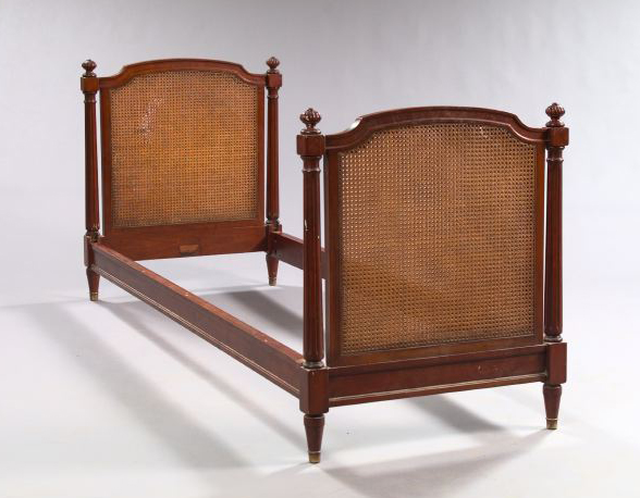 Diminutive Louis XVI Style Mahogany 3a5f9a