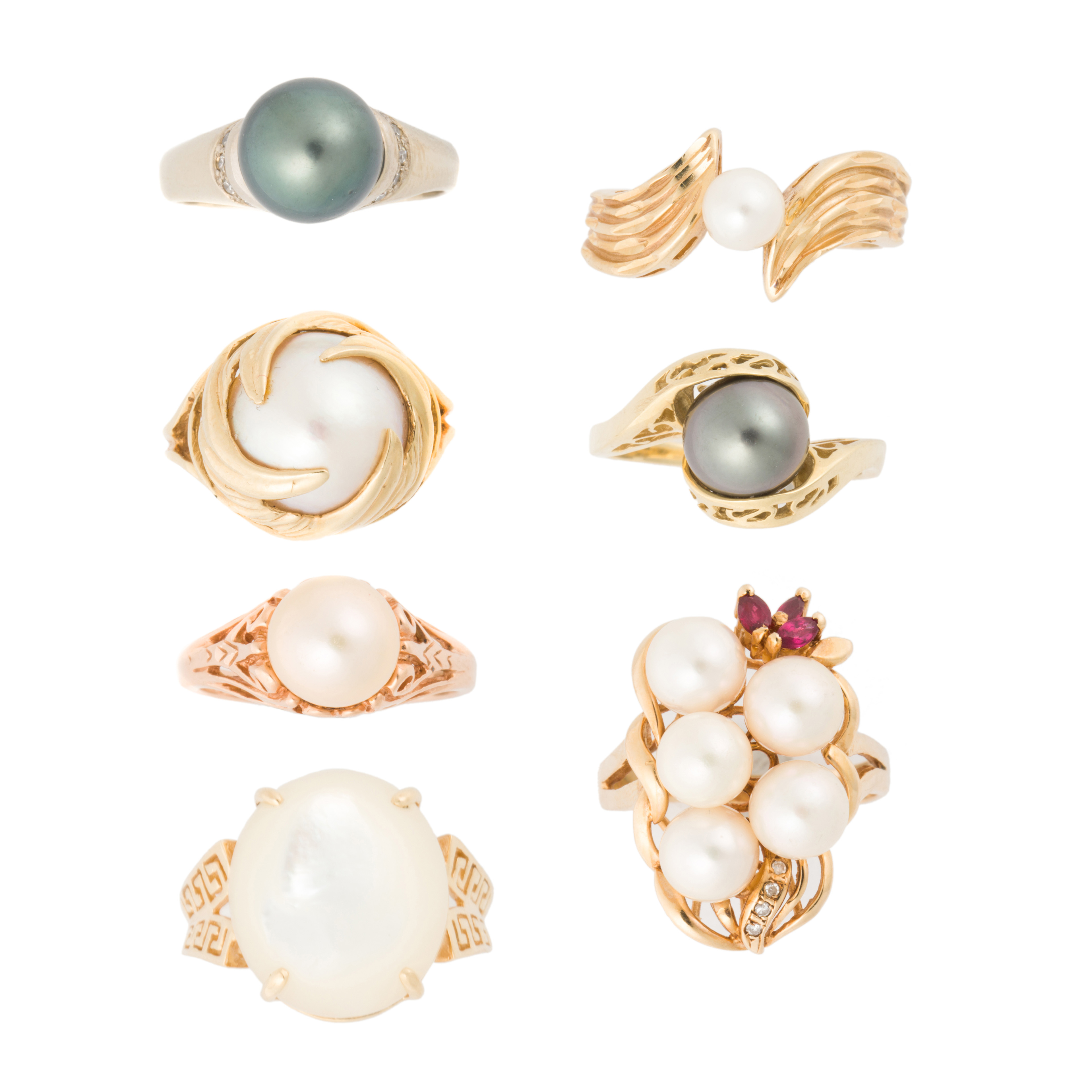 A GROUP OF PEARL AND GOLD RINGS 3a6107