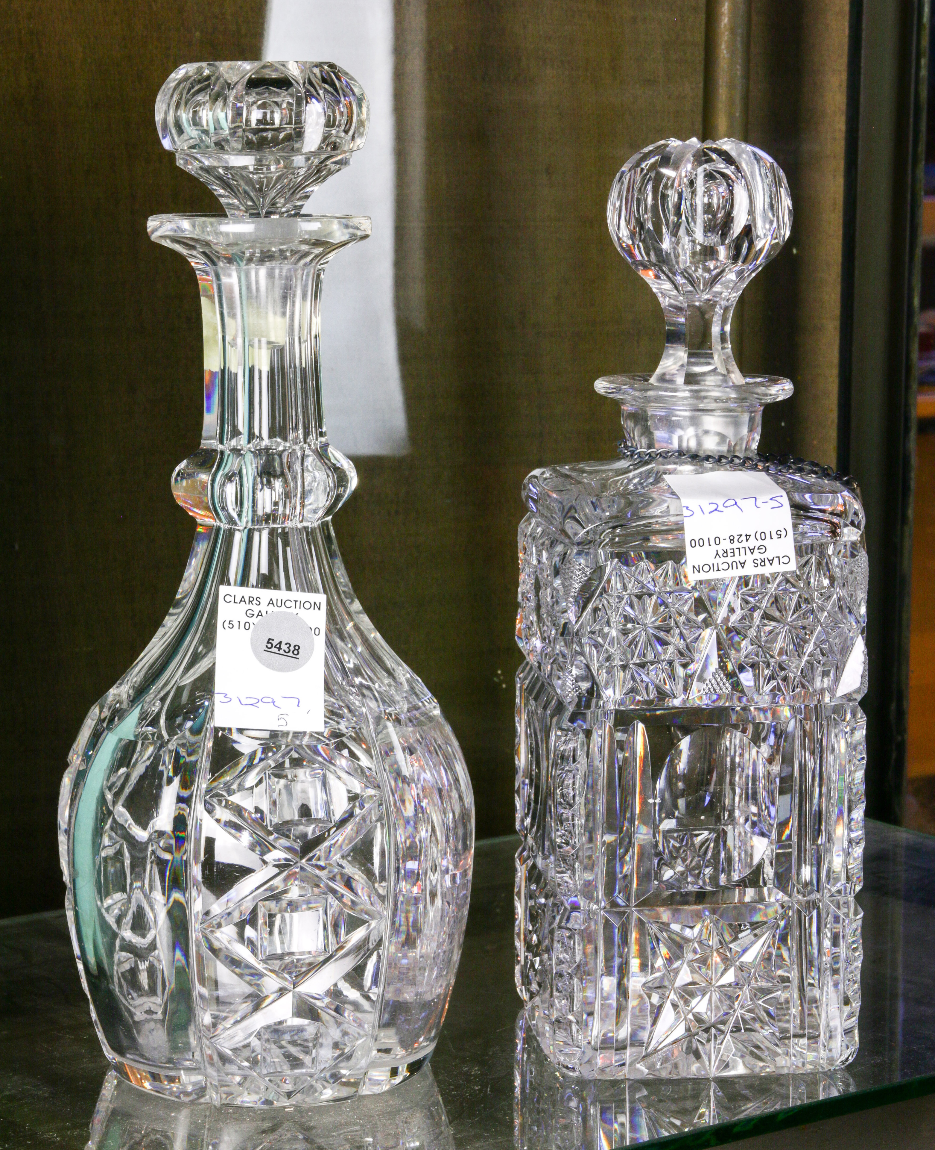  LOT OF 2 CUT GLASS DECANTERS 3a61ee