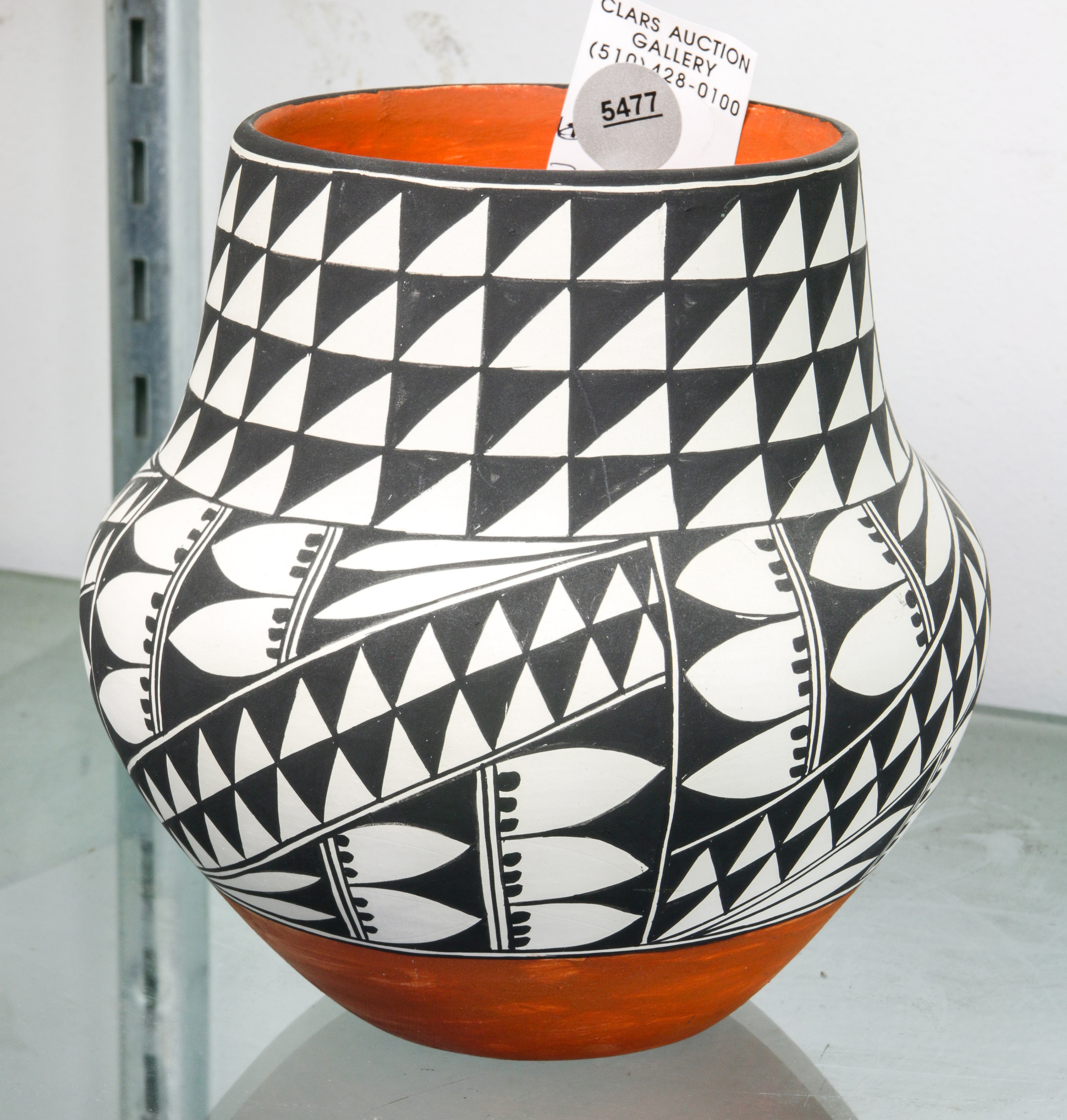 ACOMA POT BY ALBERTA ANALLA WITH