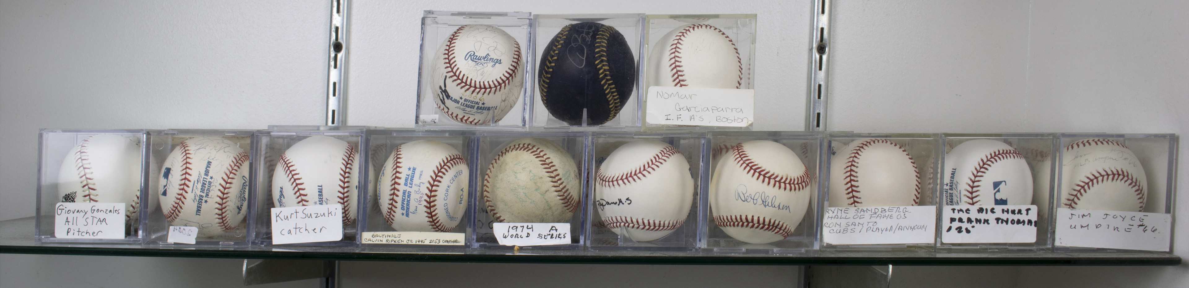 (LOT OF 33) BASEBALL GROUP (lot