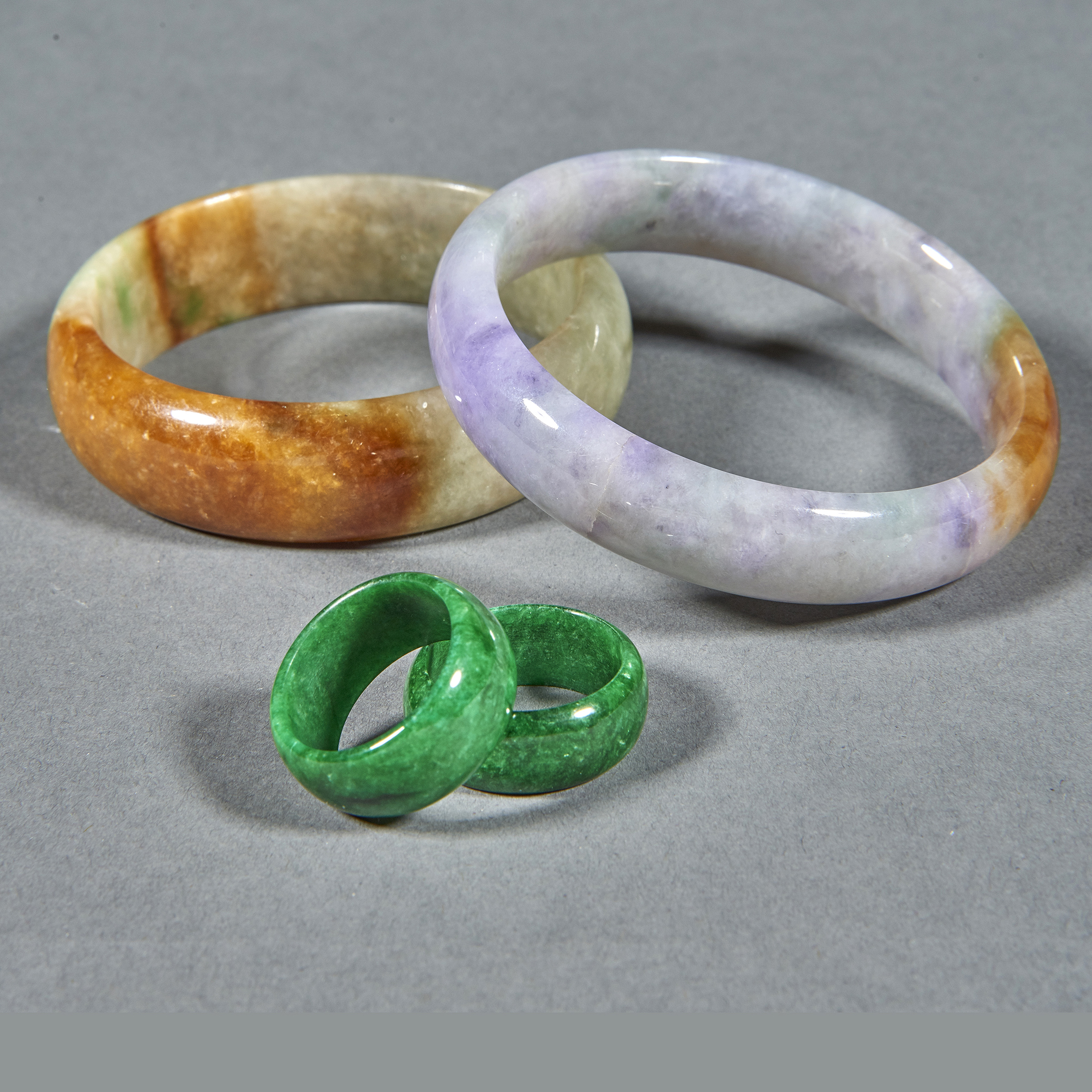  LOT OF 4 CHINESE JADEITE JEWELRY 3a630d