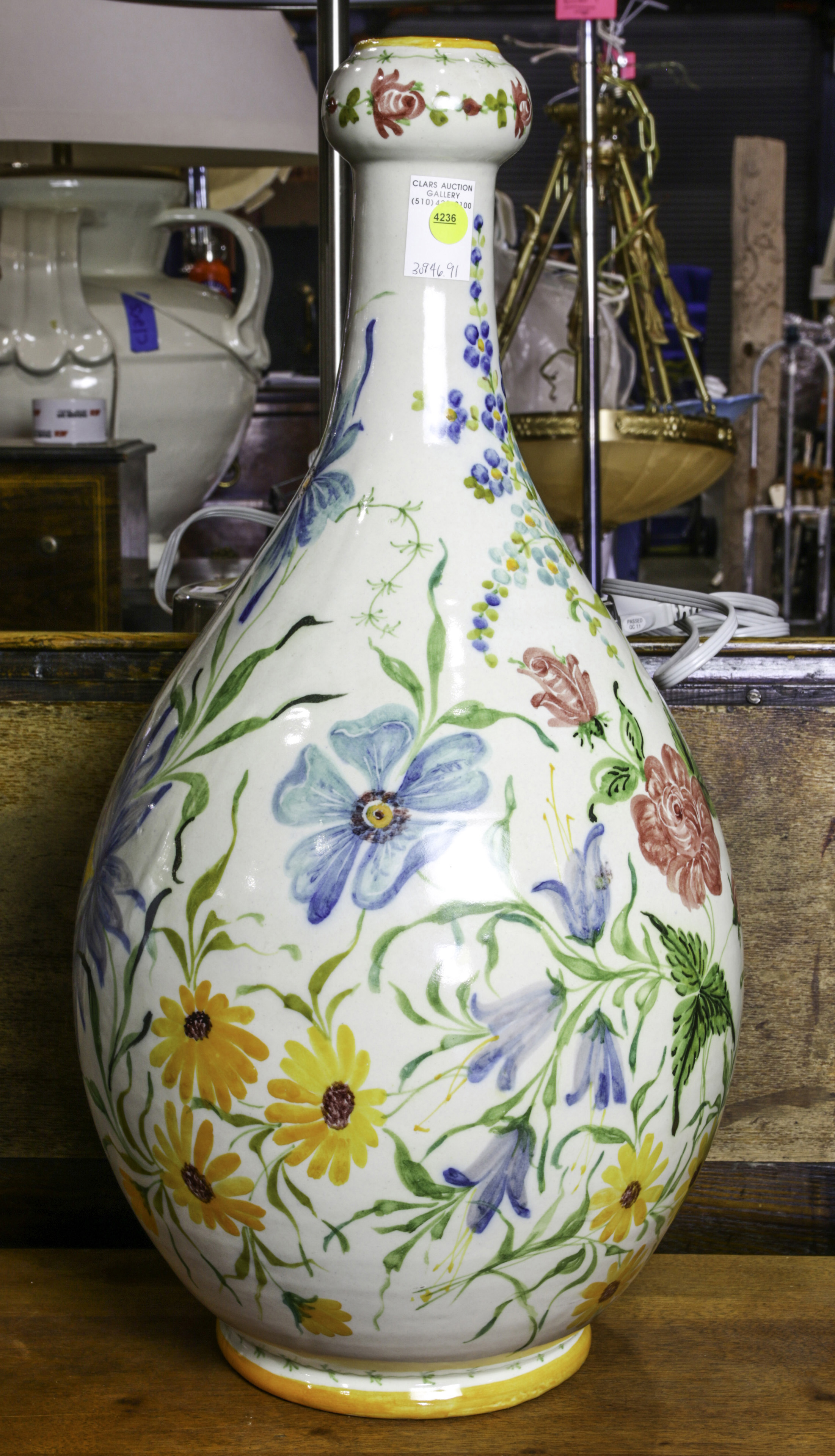 ITALIAN VASE WITH FLOWERS Italian vase