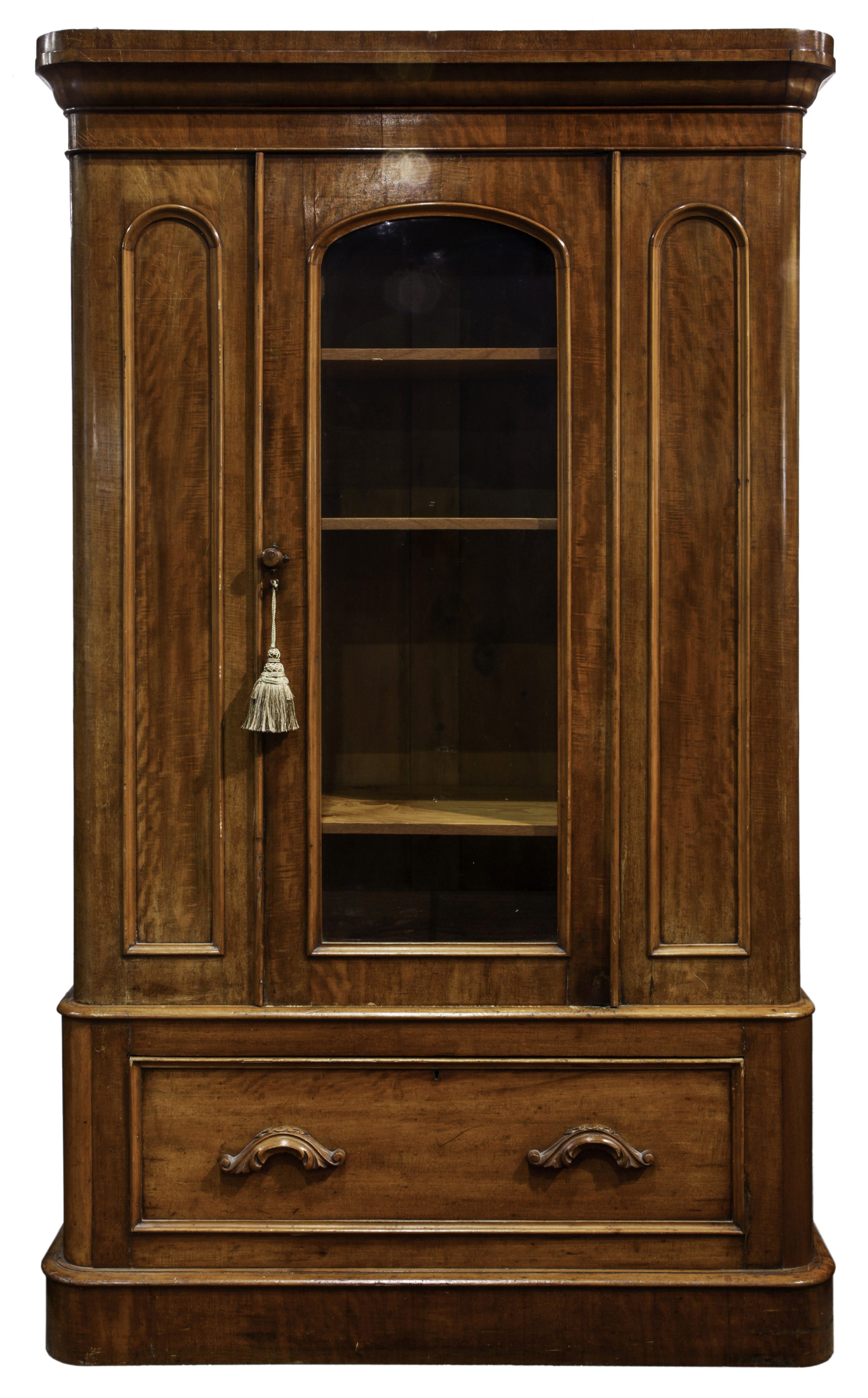 ENGLISH MAHOGANY ARMOIRE English 3a6510