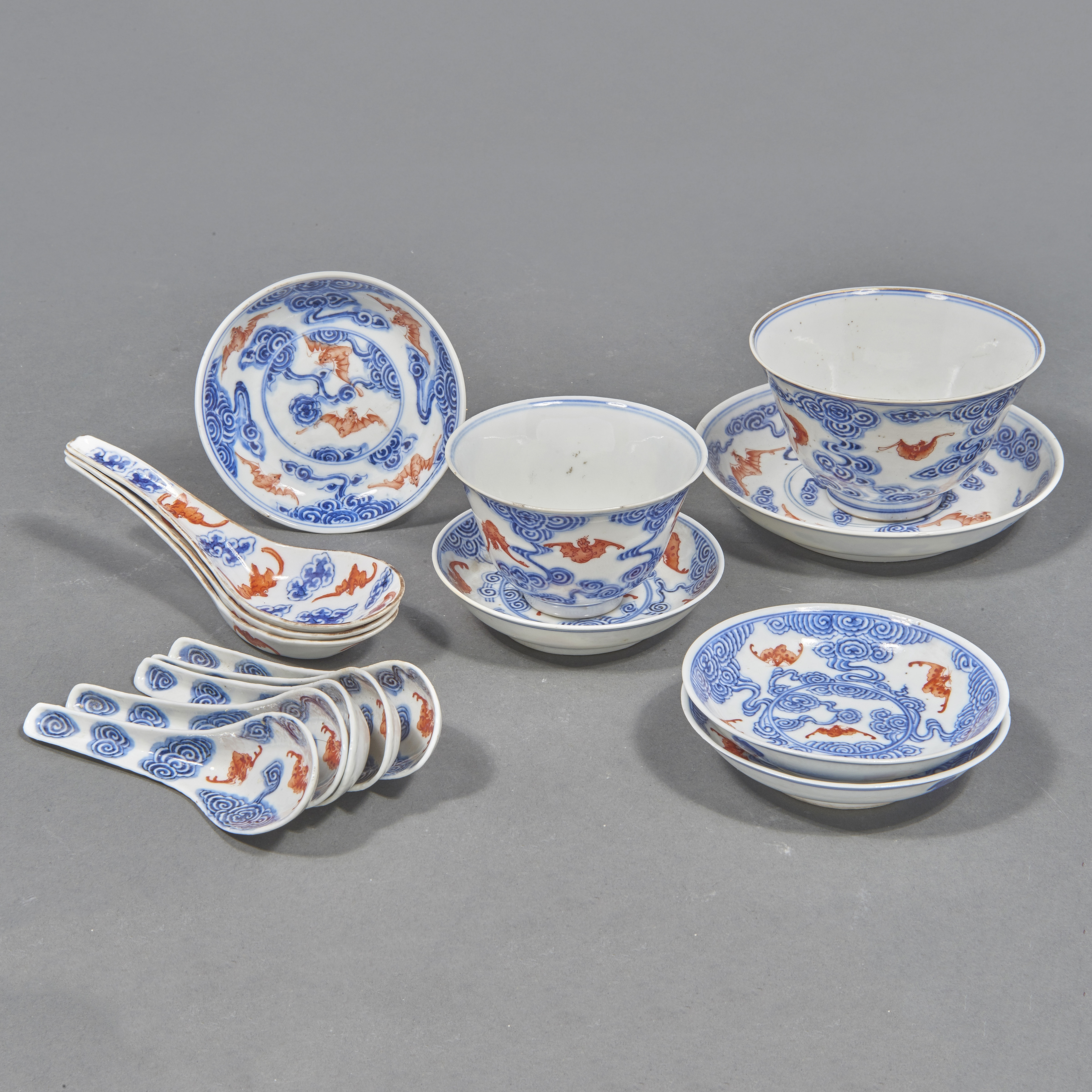 (LOT OF 15) CHINESE BLUE AND WHITE