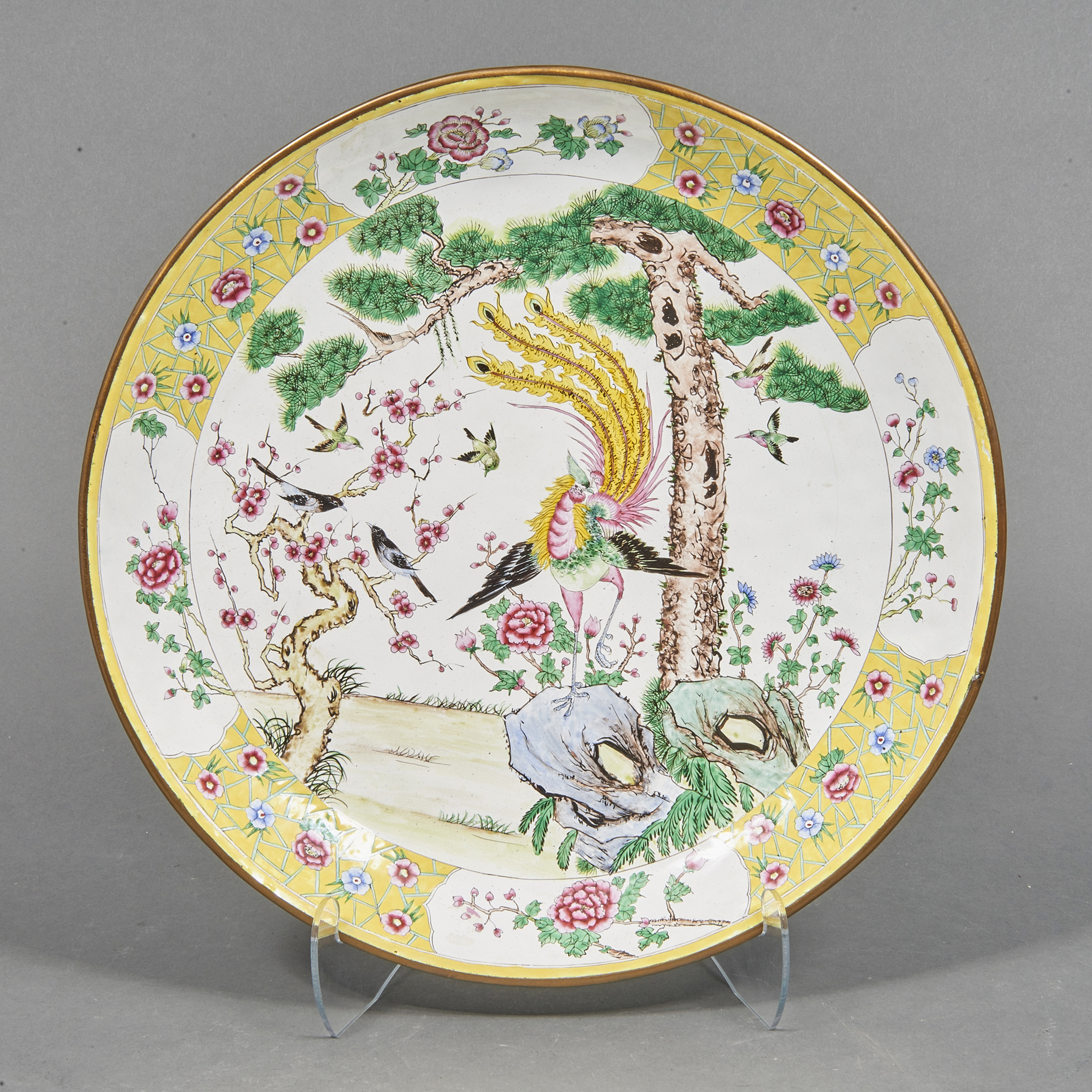 CHINESE CANTON ENAMEL CHARGER Chinese 3a657c