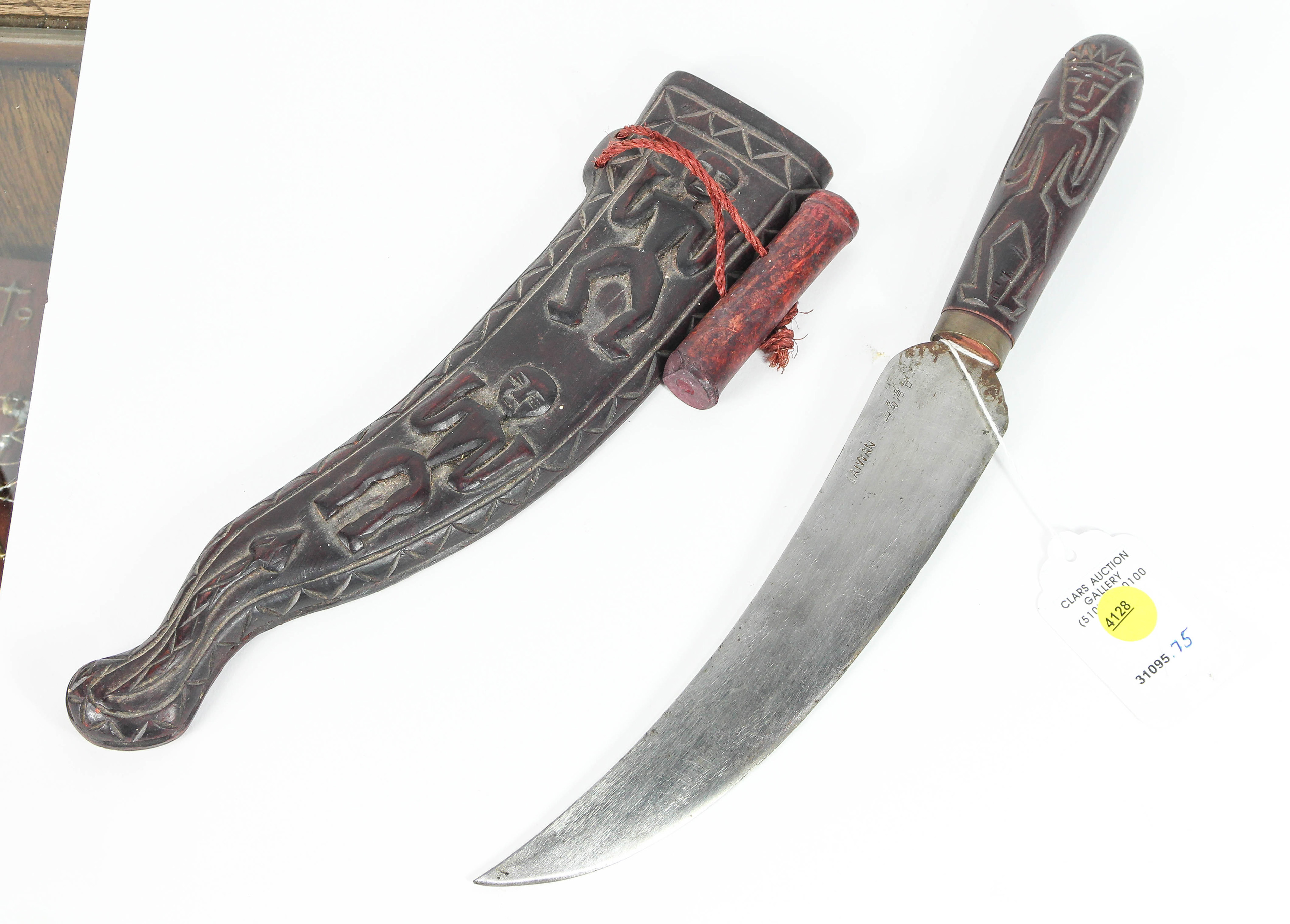 NORTH AFRICAN DAGGER WITH WOOD