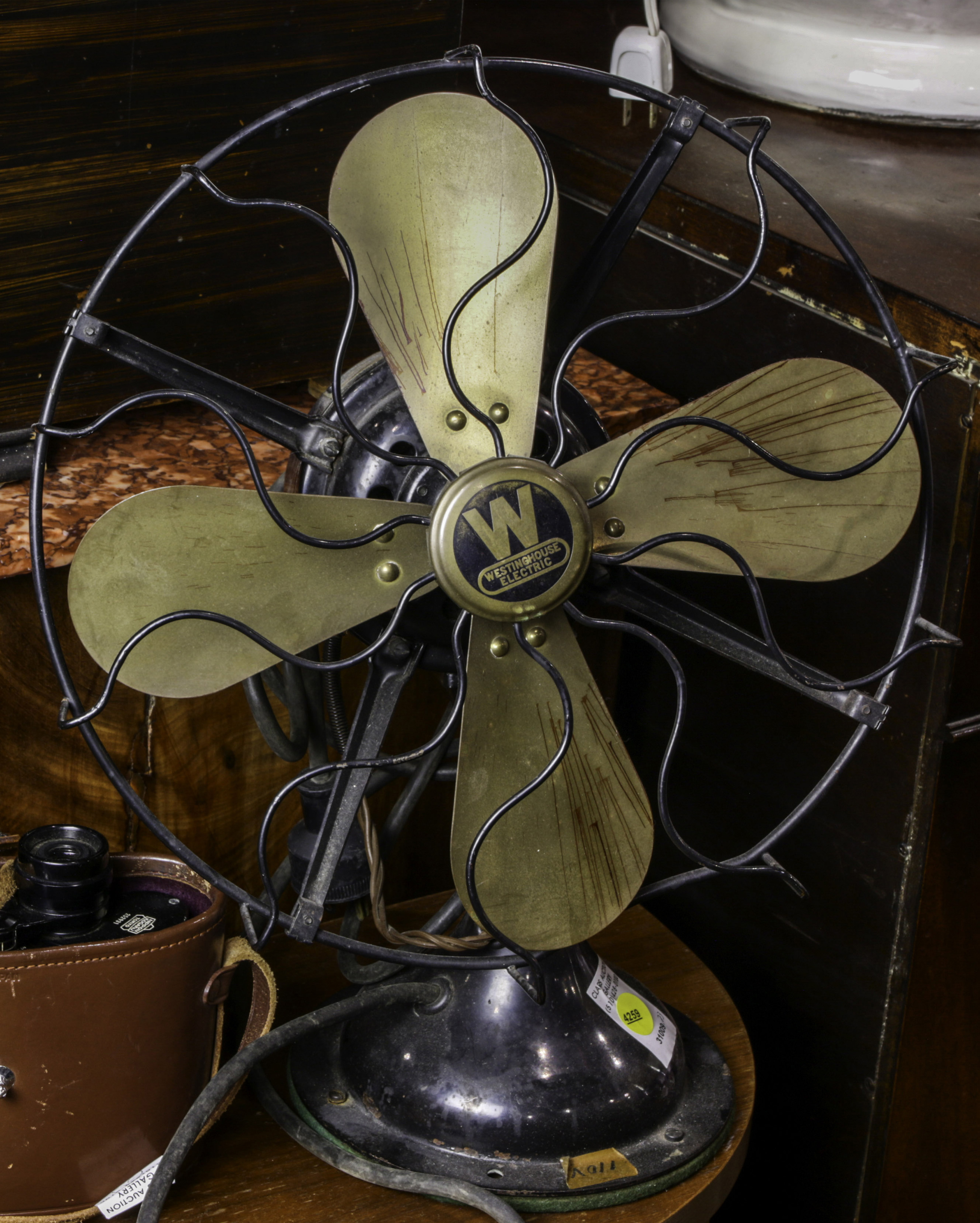 AN VINTAGE WESTINGHOUSE FAN AND 3a6658