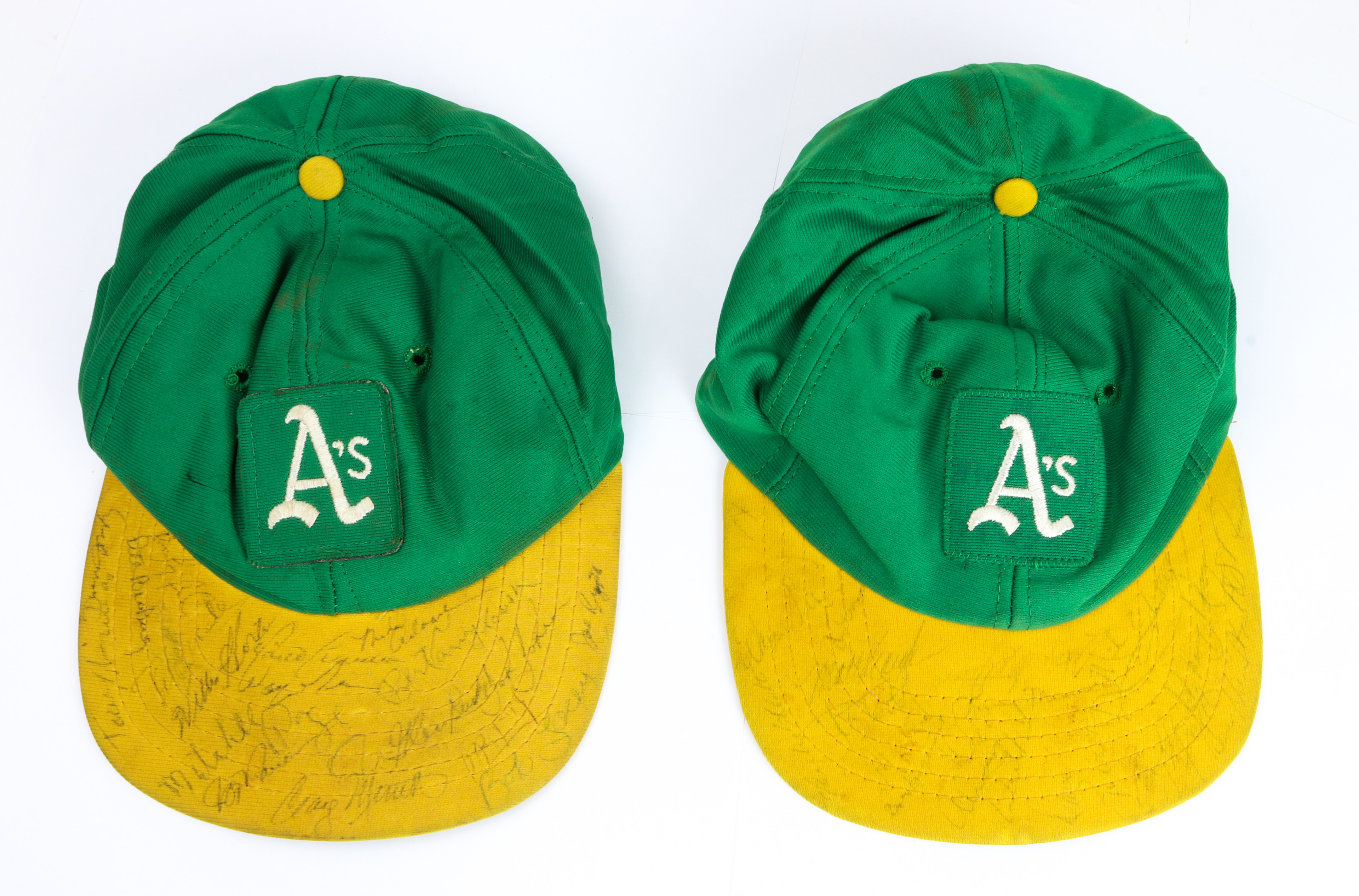 (LOT OF 2) OAKLAND A'S VINTAGE