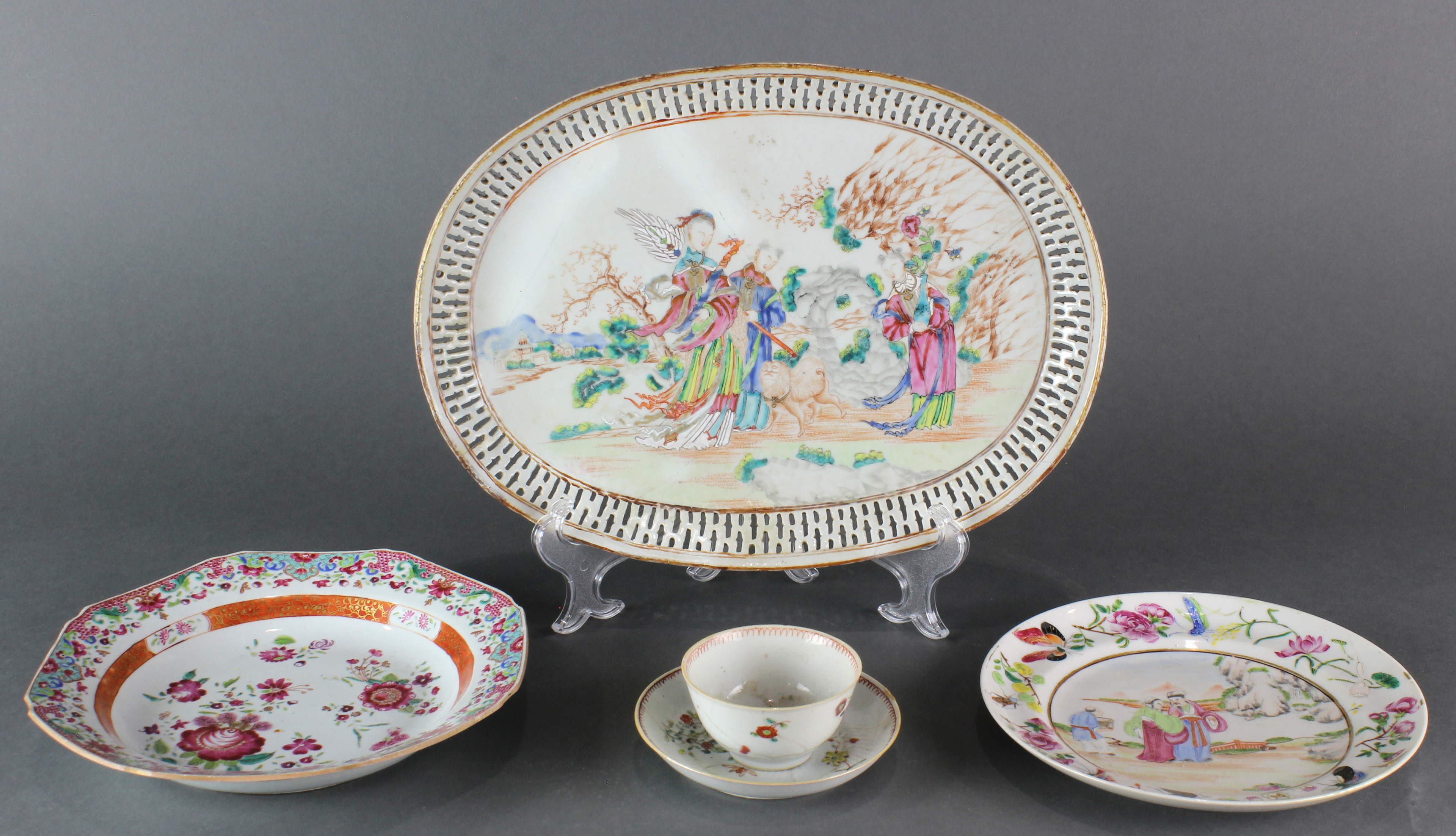  LOT OF 5 CHINESE EXPORT PORCELAINS 3a6a1d