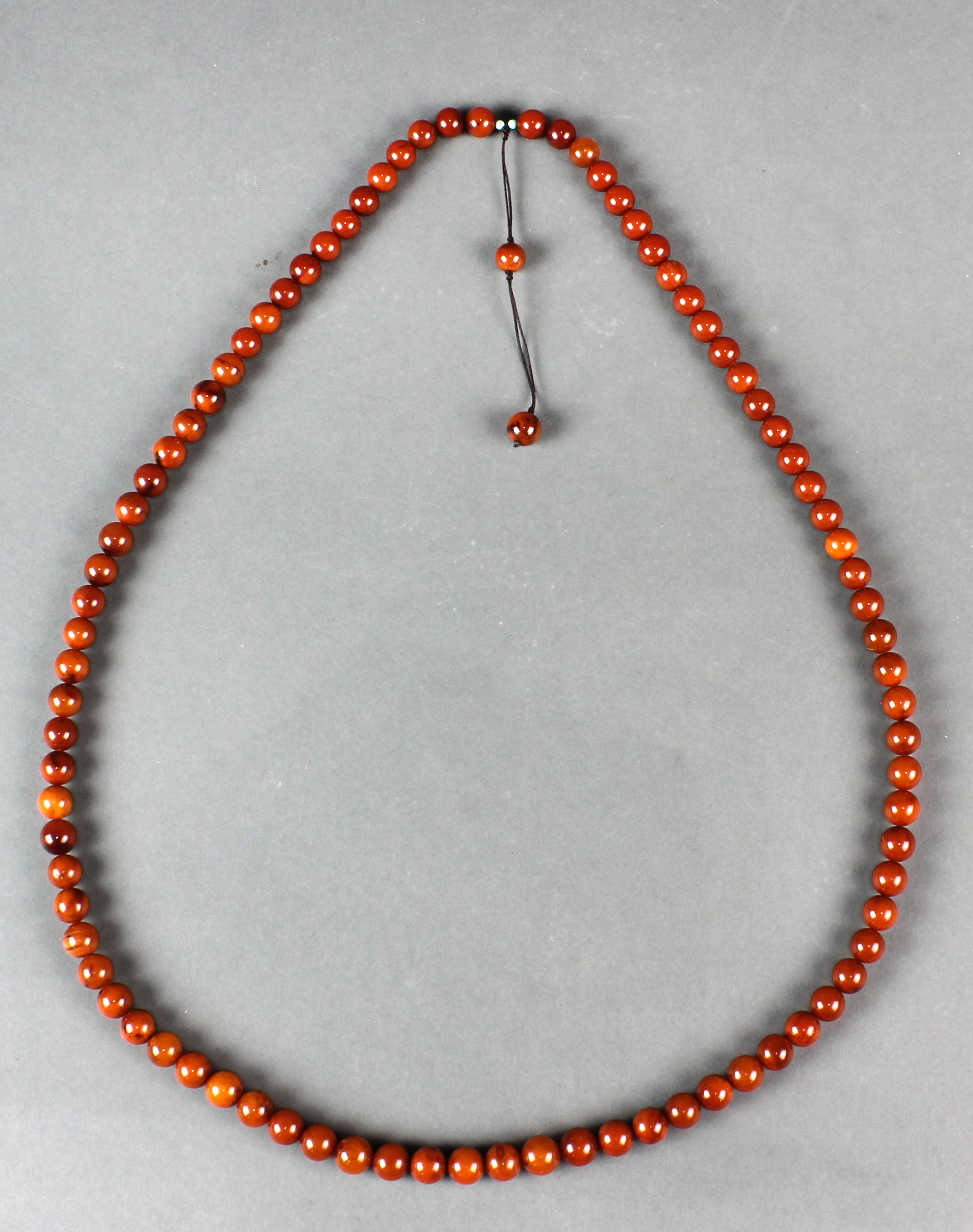 CHINESE AMBER PRAYER NECKLACE Chinese