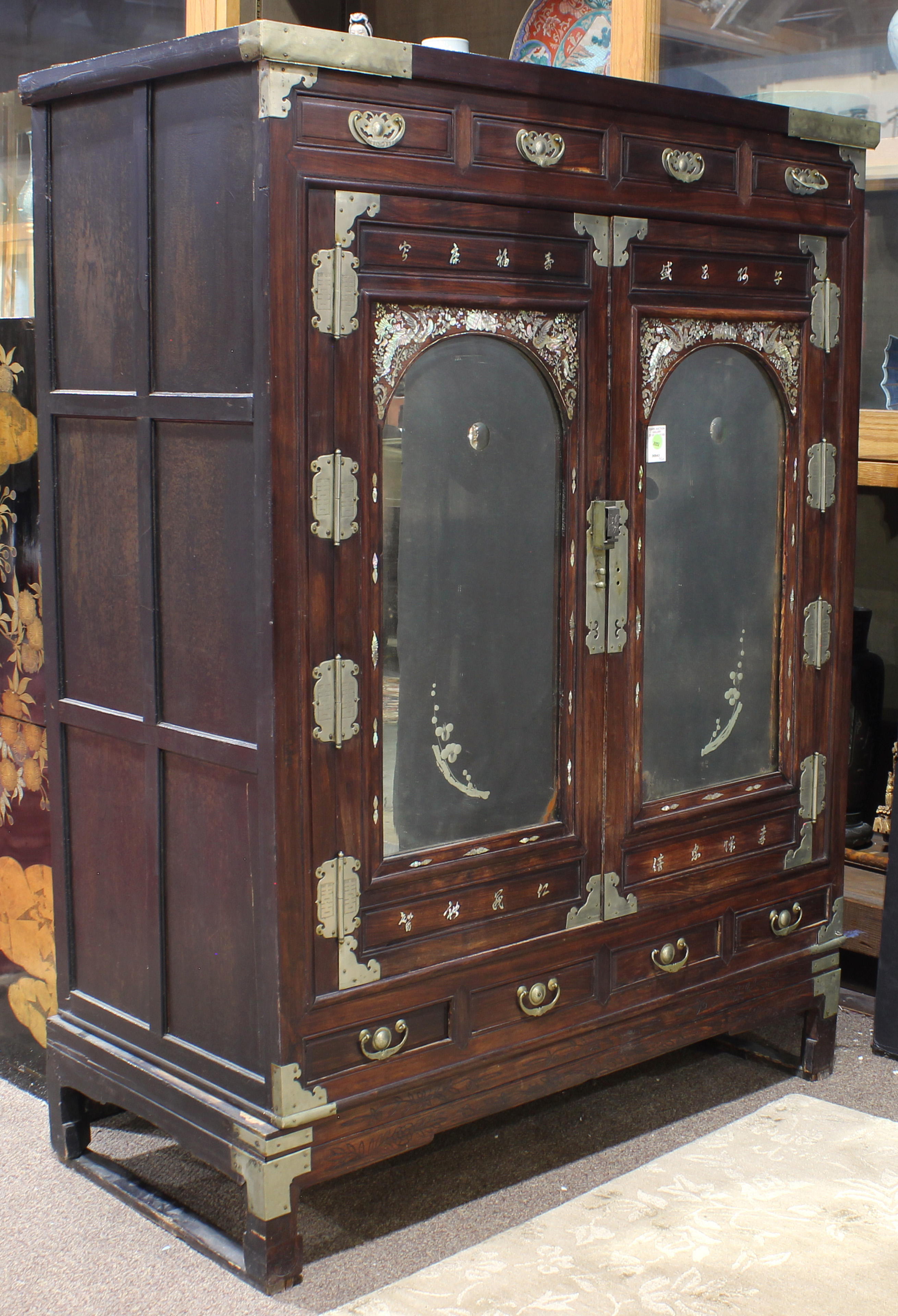 KOREAN HARDWOOD CABINET WITH MOTHER 3a6a3b