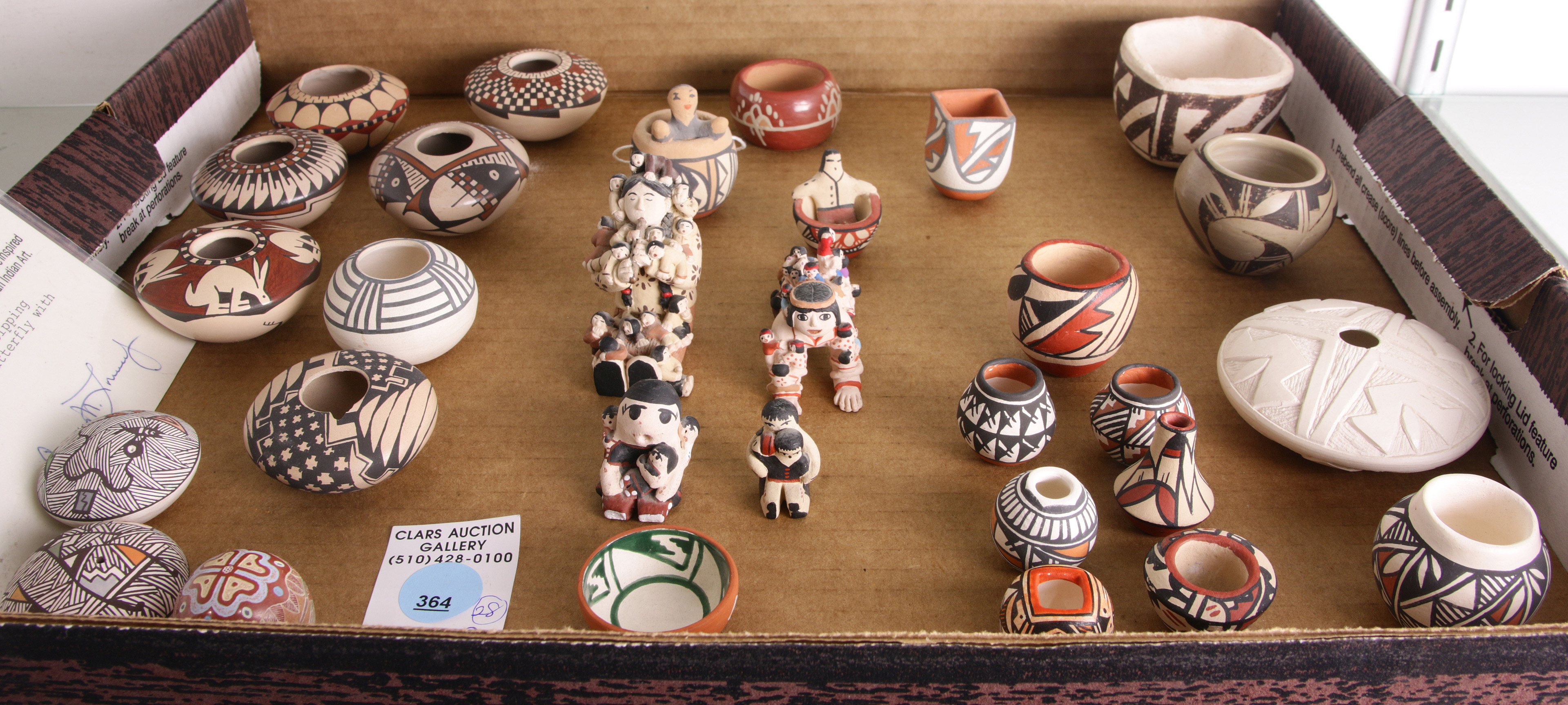 28 SOUTHWEST POTTERY MINIATURES: