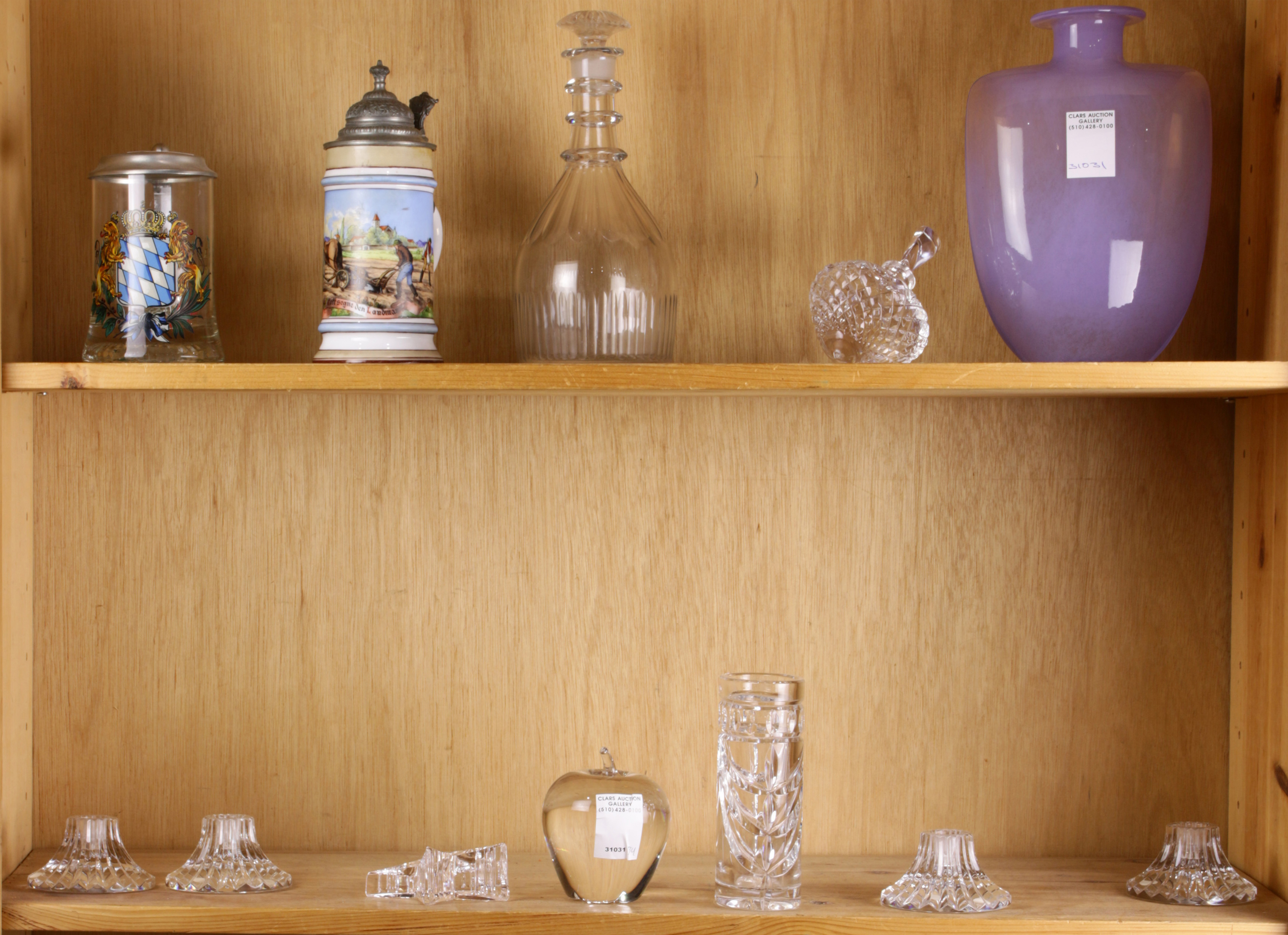 TWO SHELVES OF CRYSTAL AND DECORATIVE 3a6b56
