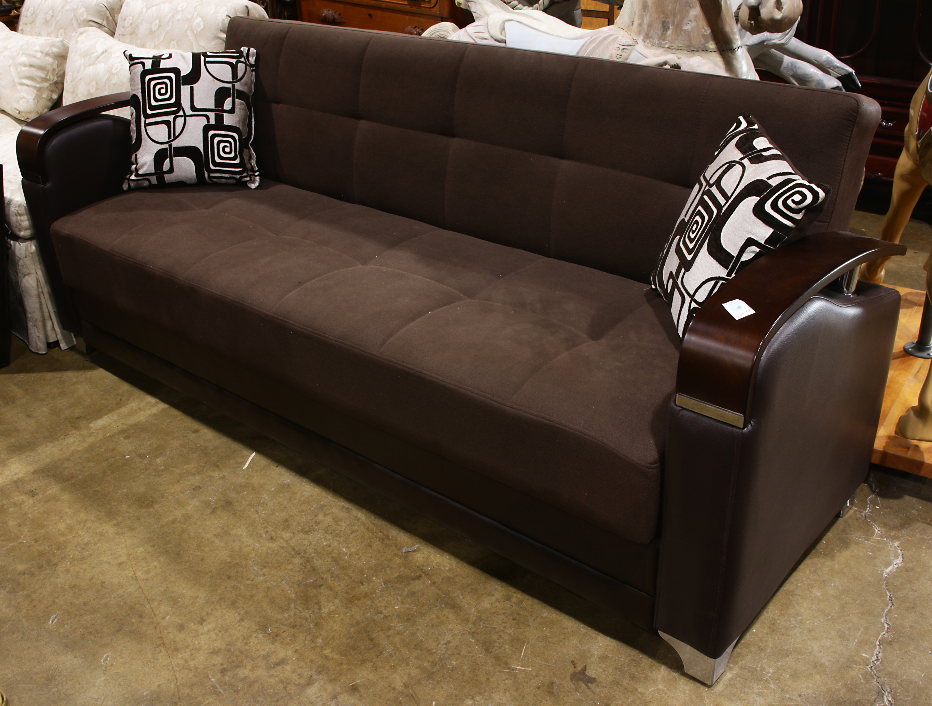 A MODERNE SOFA A Moderne sofa  3a6b9f