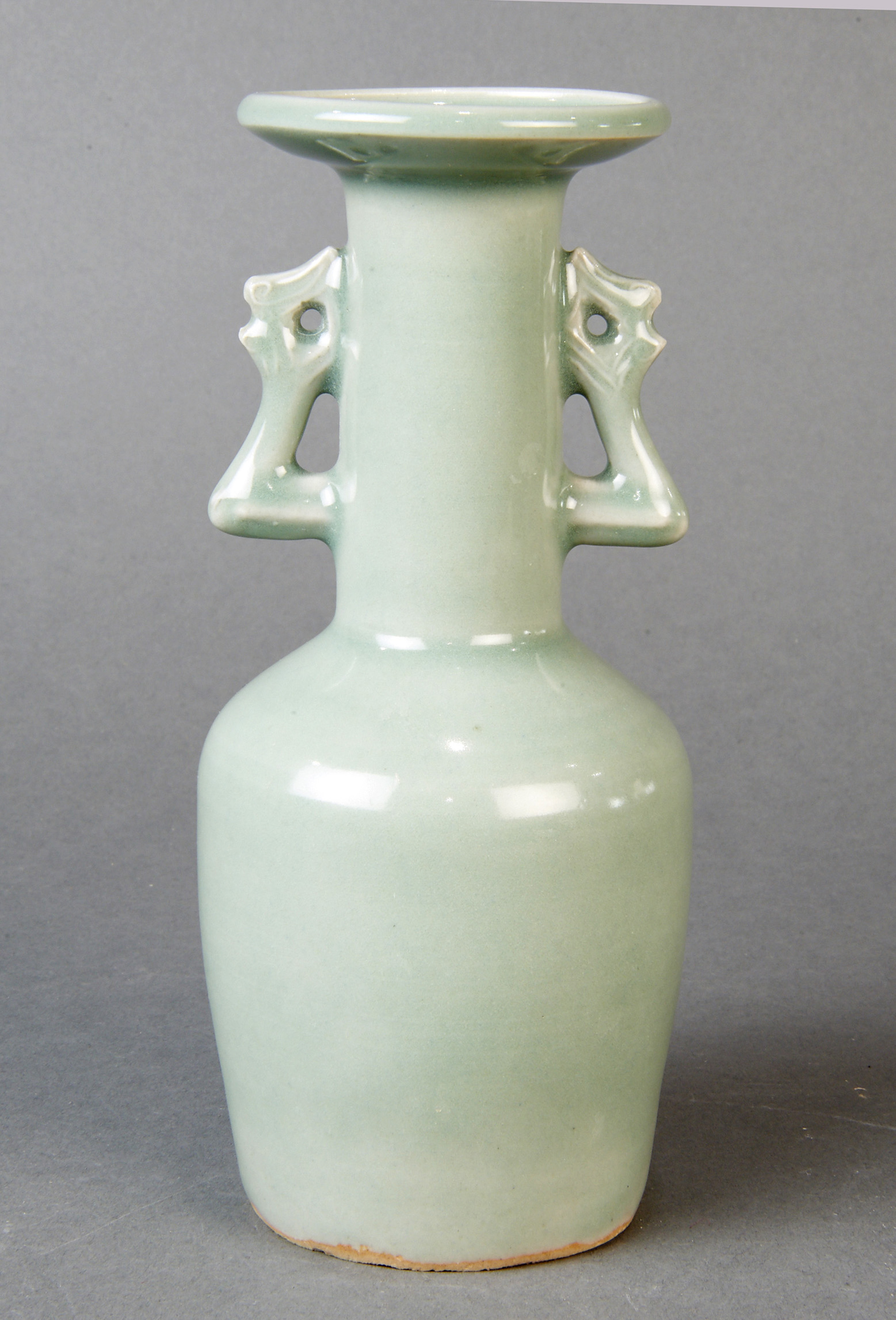 CHINESE CELADON MALLET VASE Chinese 3a6be0