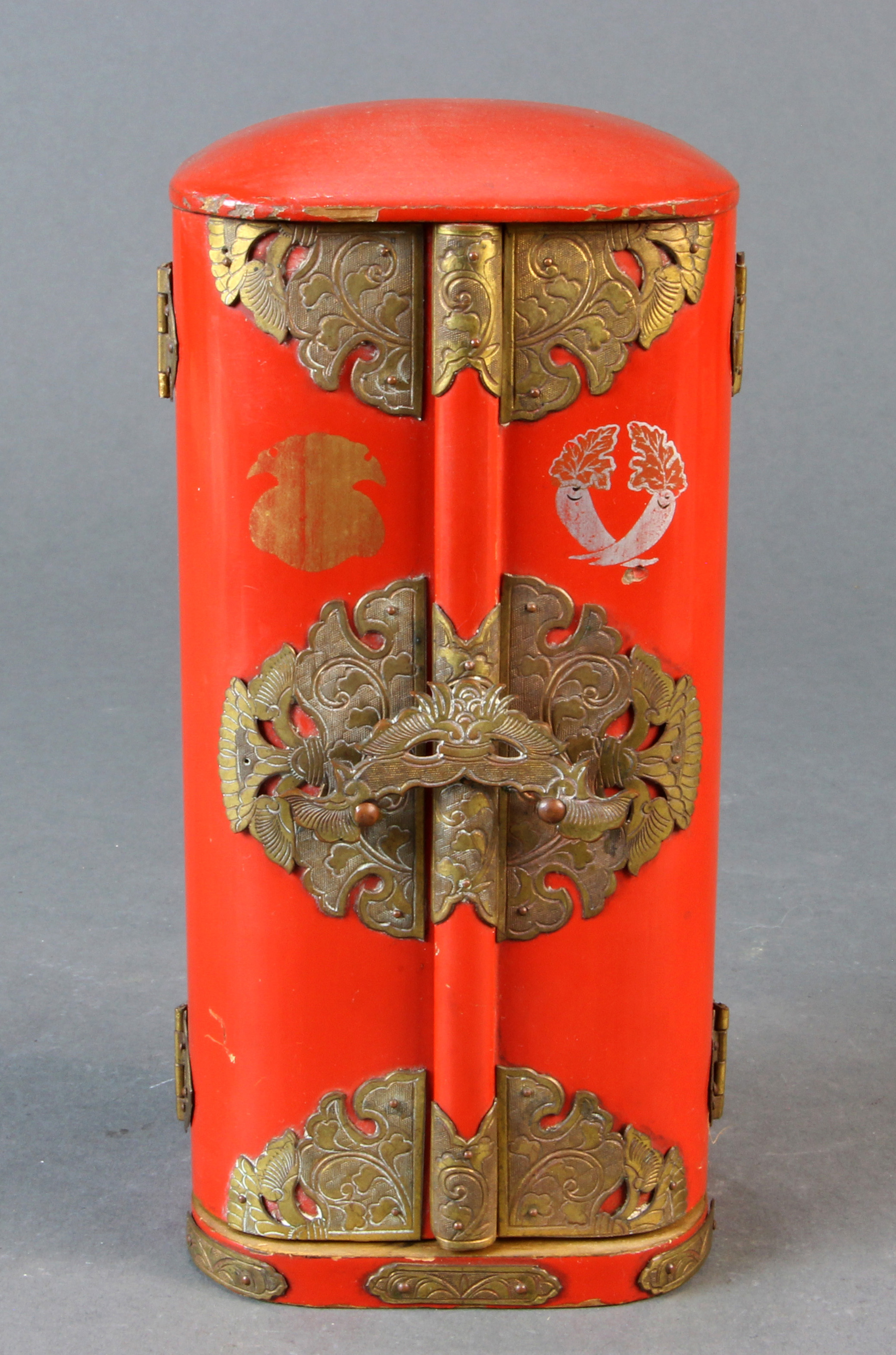 JAPANESE RED LACQUER SHRINE CASE