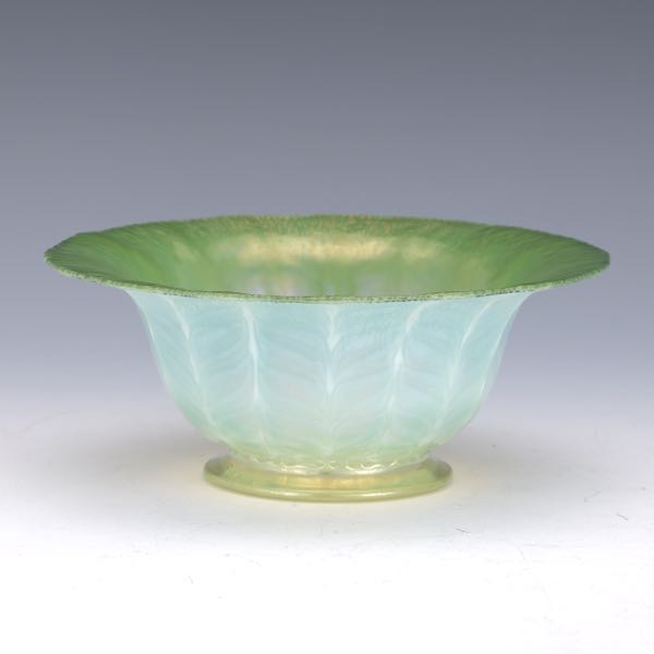 TIFFANY FAVRILE BOWL 3 ? x 8 ¼ Green