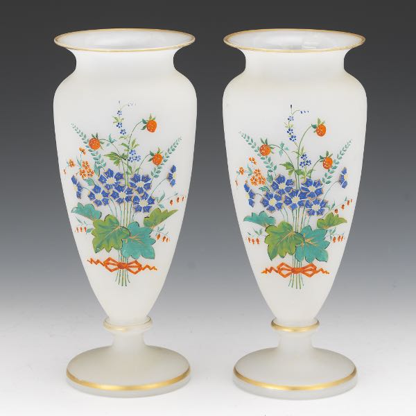 PAIR OF WHITE GLASS FLORAL VASES 3a6e55