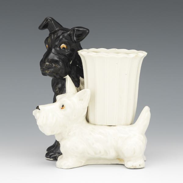 PORCELAIN SCOTTIE DOG VASE 6 H 3a6e85