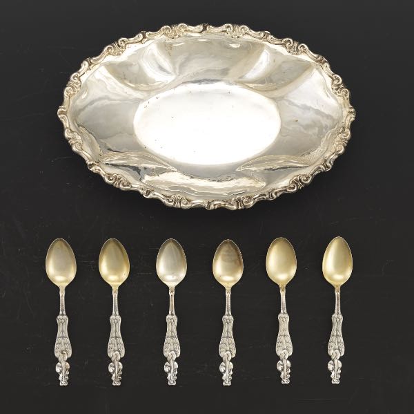 STERLING SILVER DISH AND SPOONS 3a7098