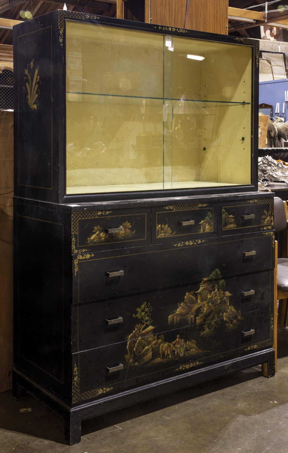 A CHINOSERIE STYLE CABINET A Chinoserie