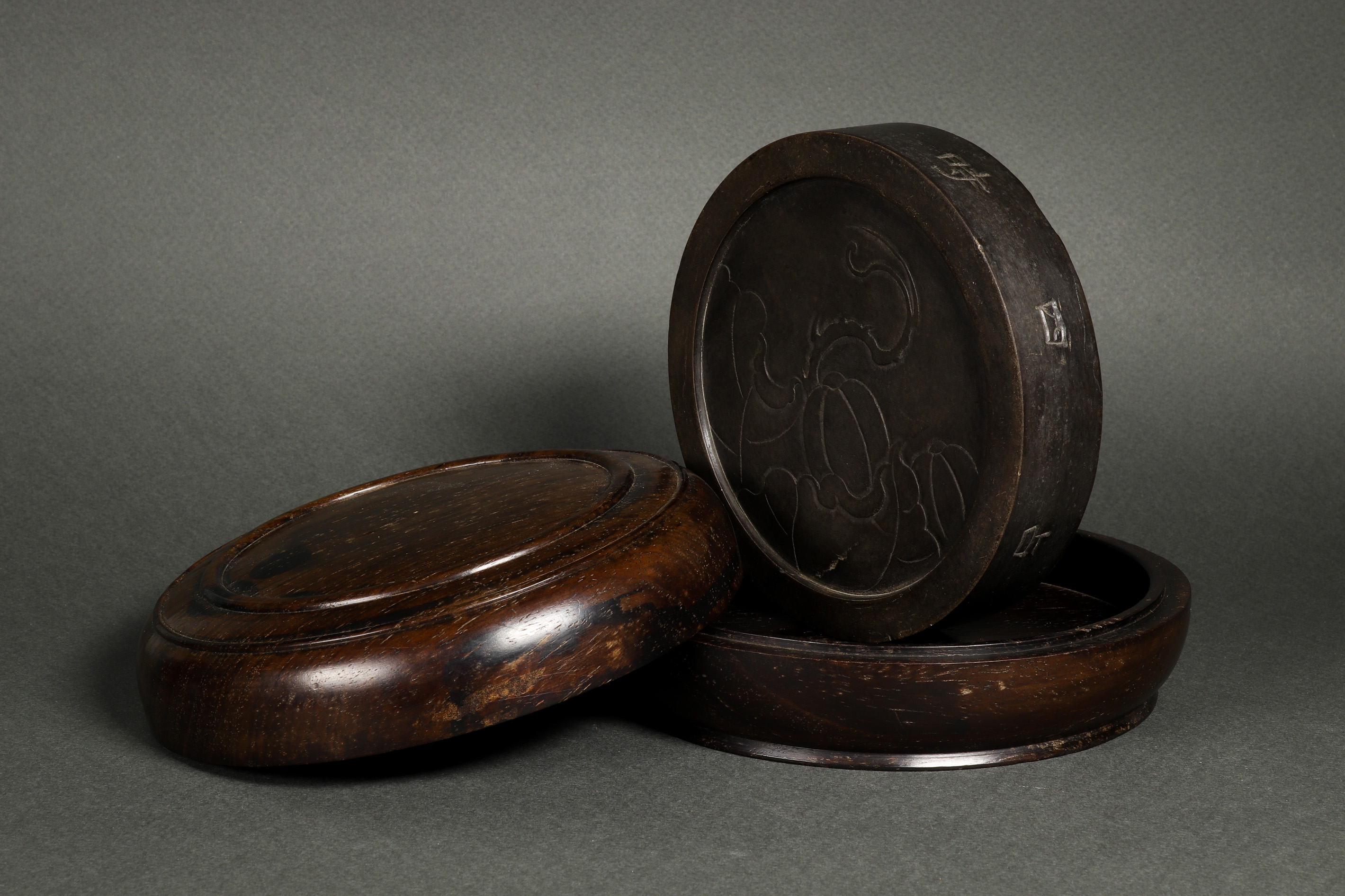 CHINESE INKSTONE WITH HARDWOOD 3a4af4