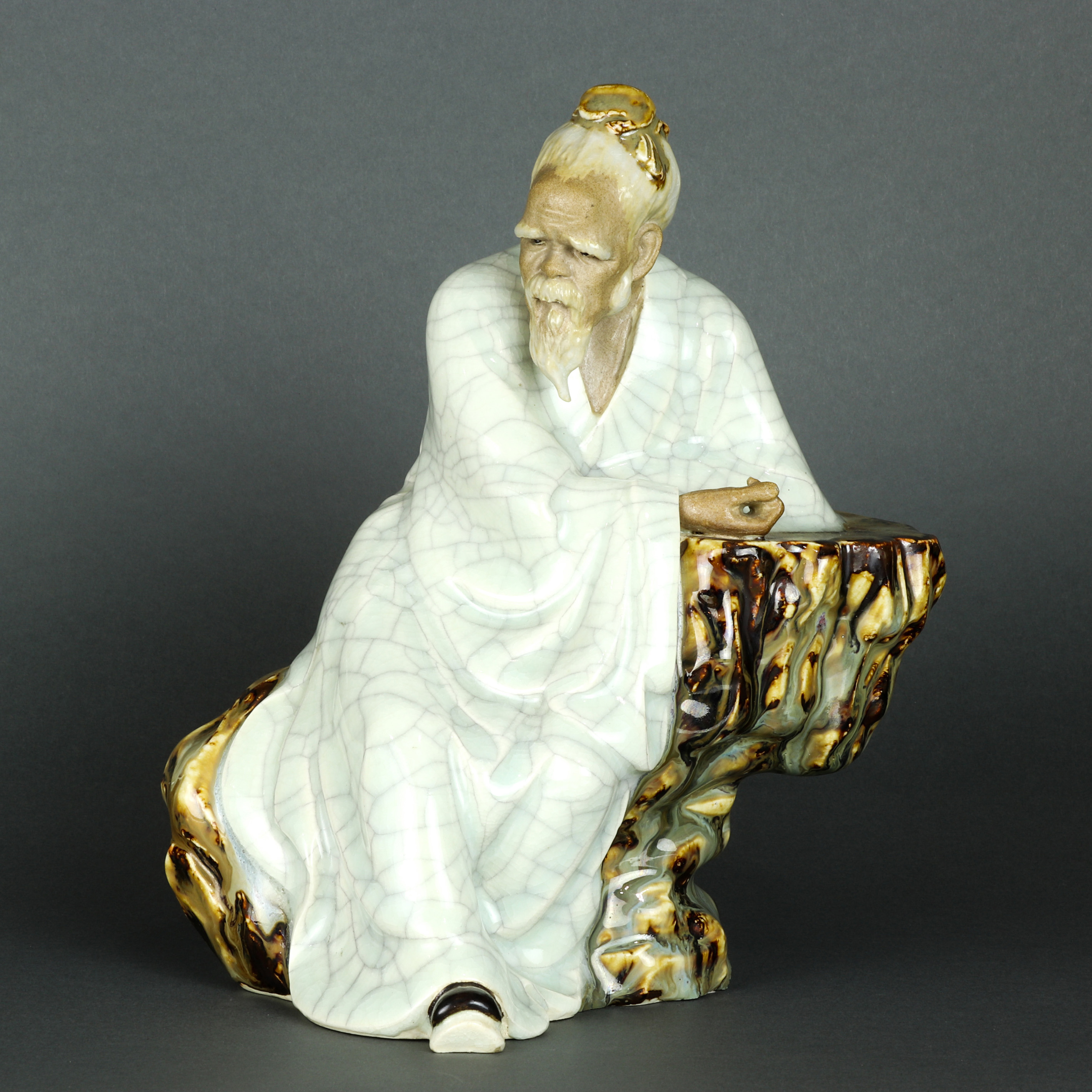 CHINESE SHIWAN CRACKLE GLAZED FIGURE 3a4b0c