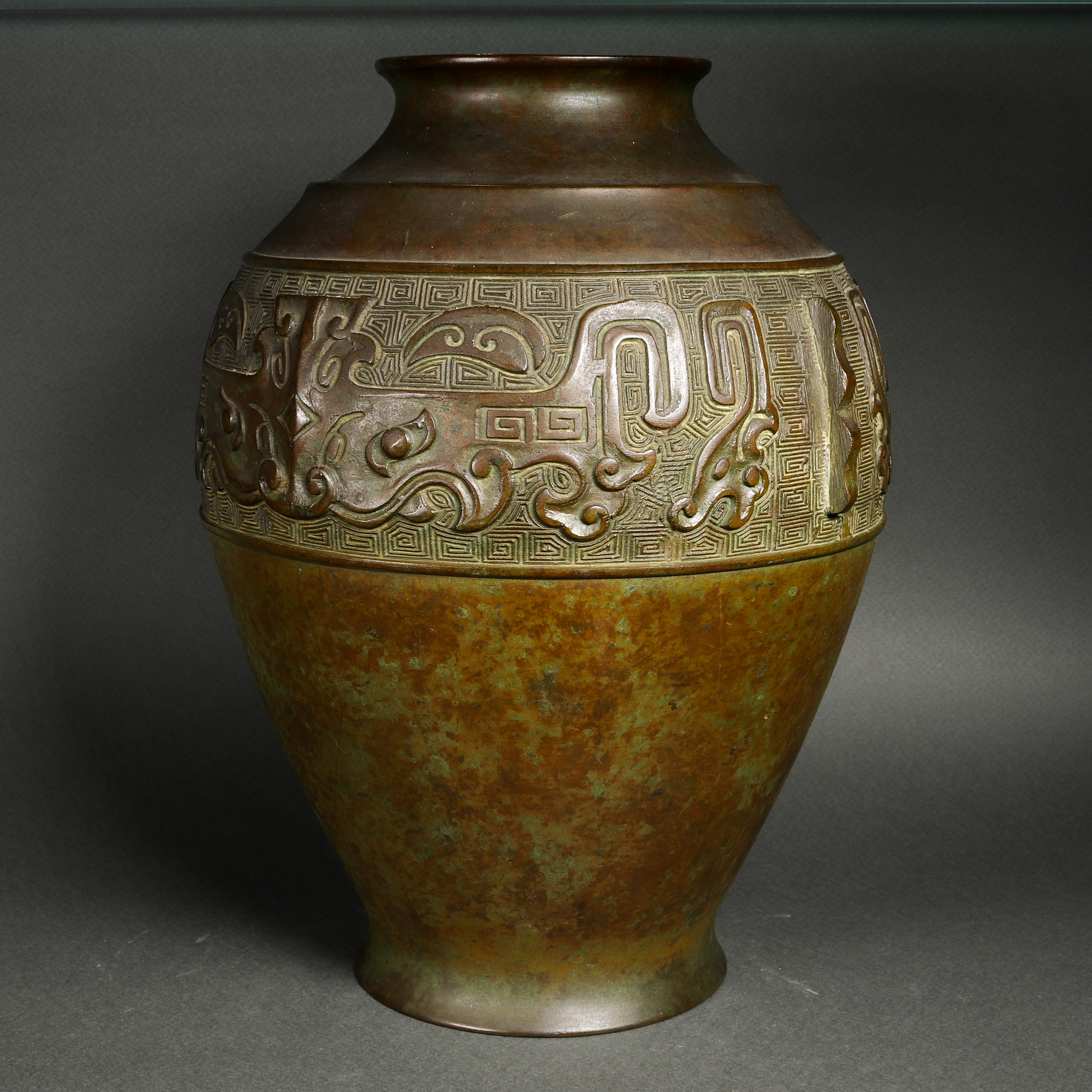 JAPANESE ARCHAISTIC STYLE BRONZE VASE