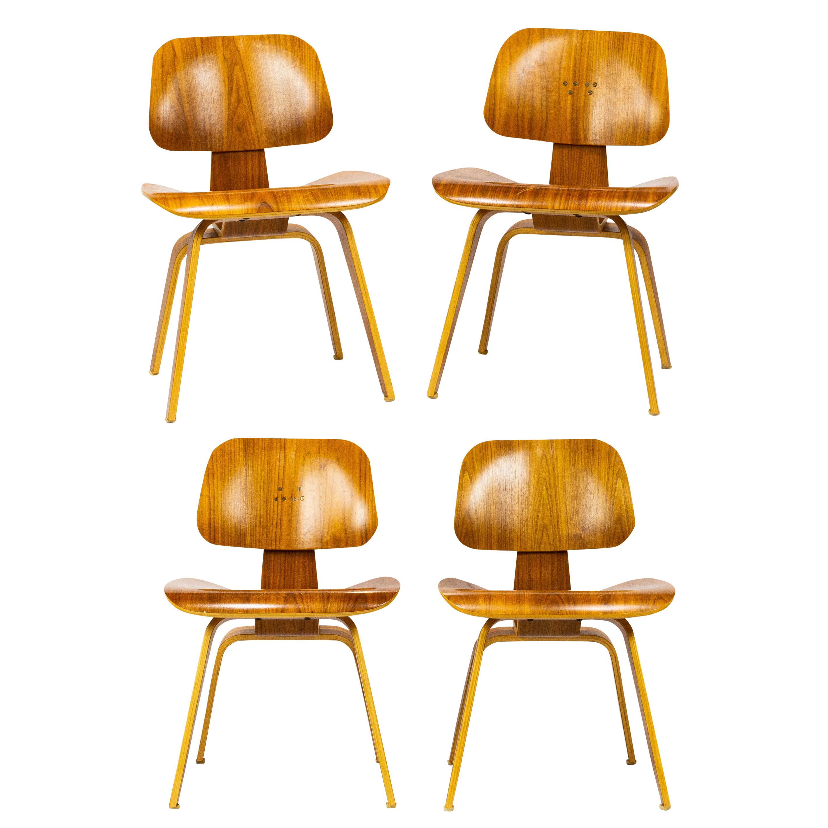 CHARLES AND RAY EAMES DCW 4  3a4b42
