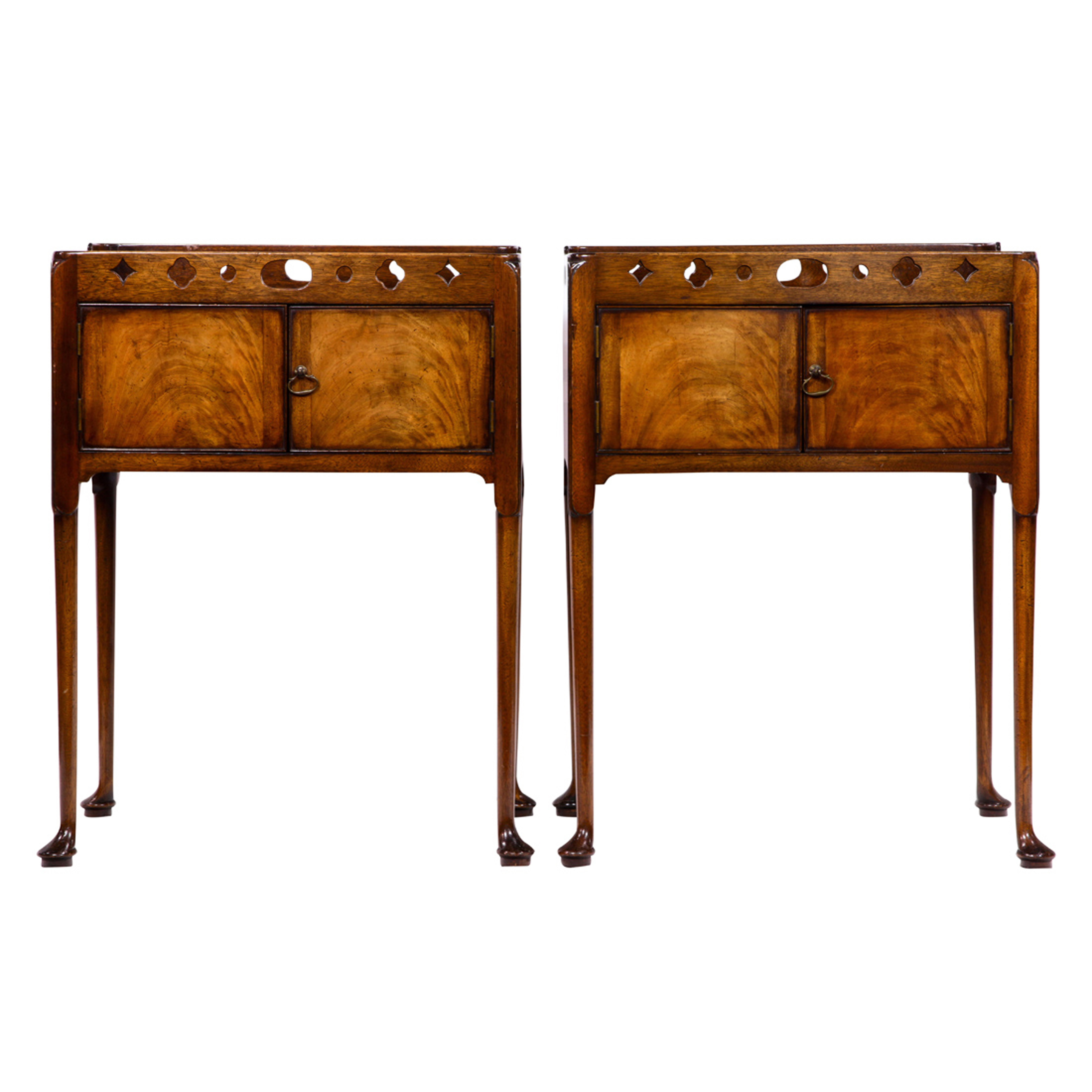 A PAIR OF GEORGIAN STYLE MAHOGANY 3a4d8c