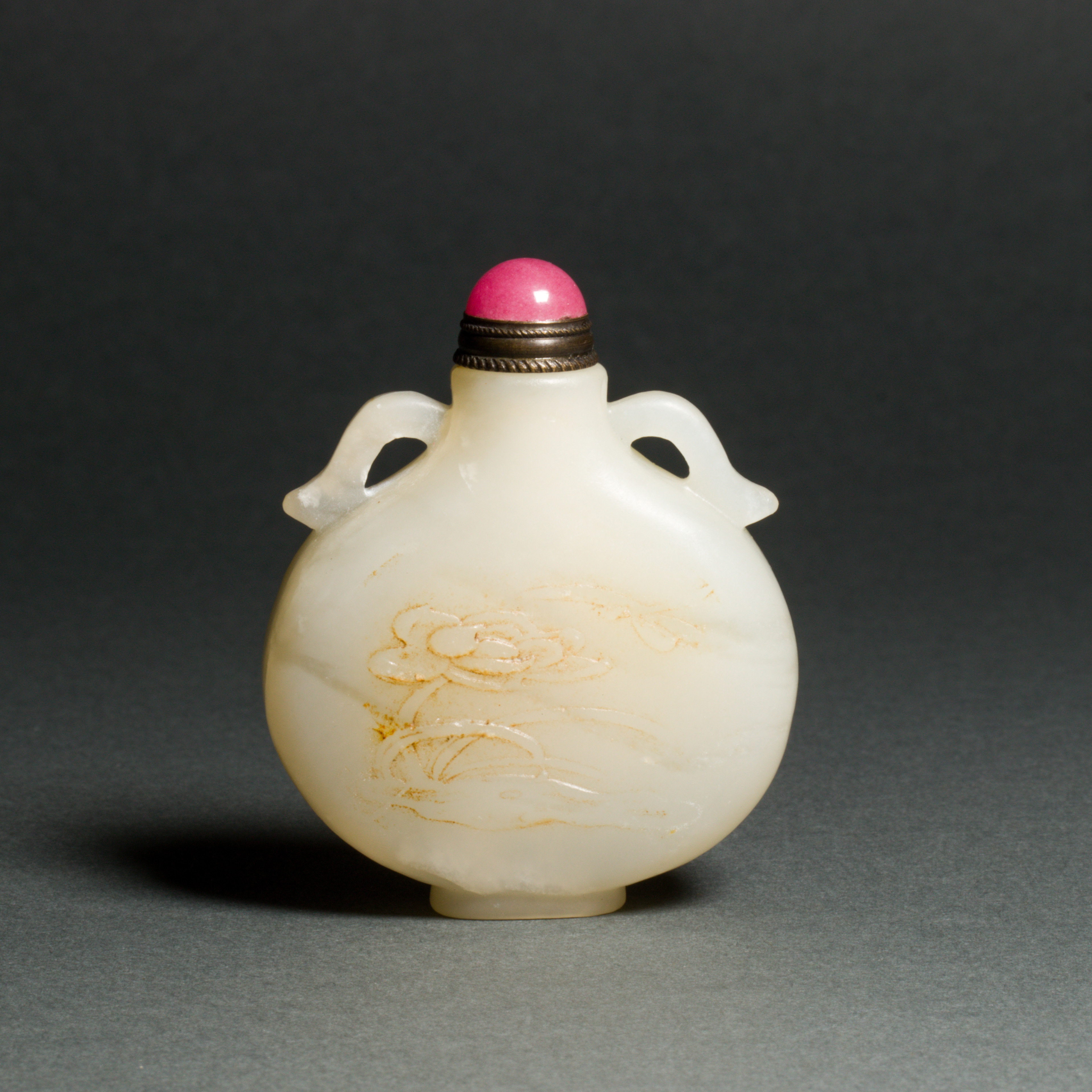 CHINESE WHITE JADE SNUFF BOTTLE