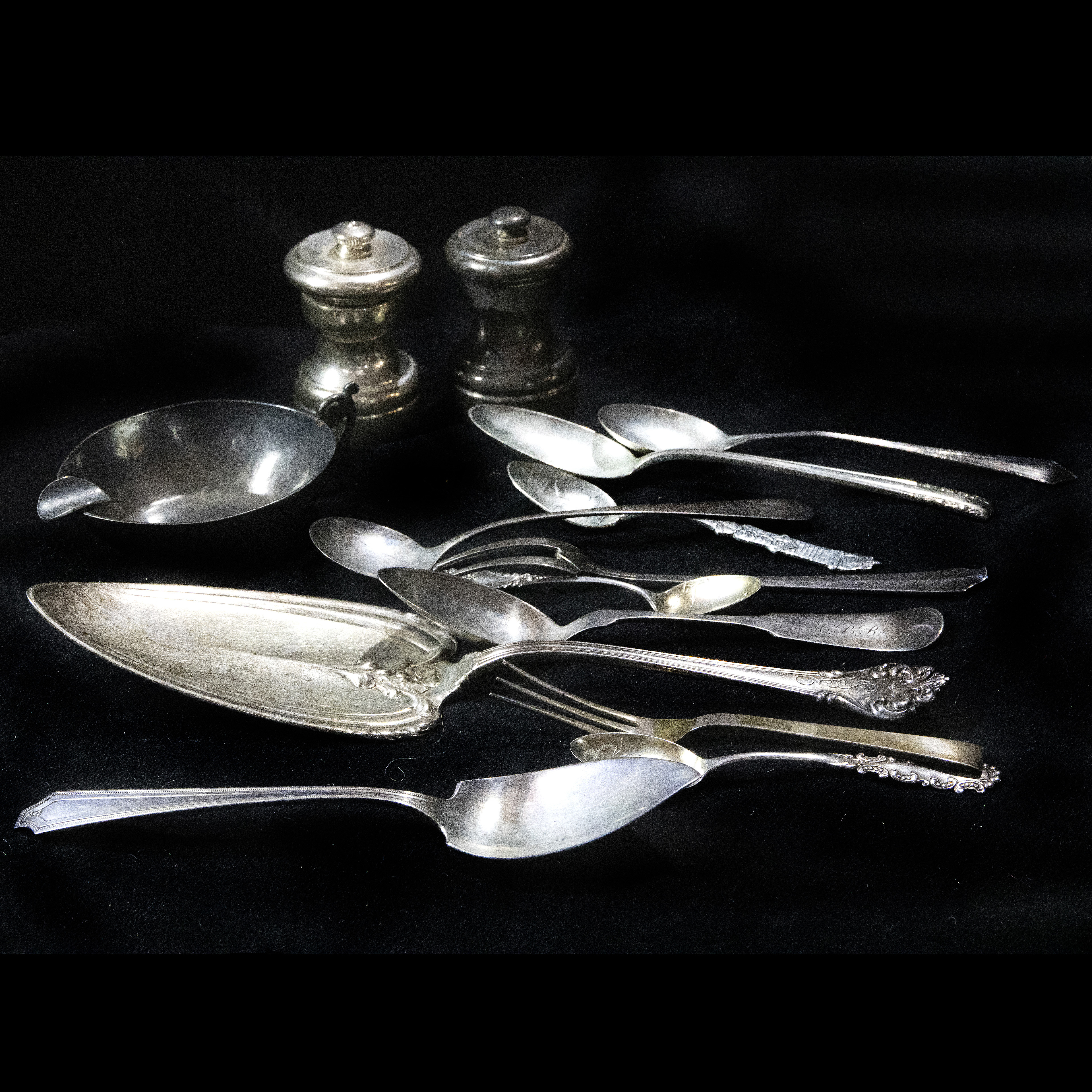 COLLECTION OF ASSORTED STERLING 3a4ef4