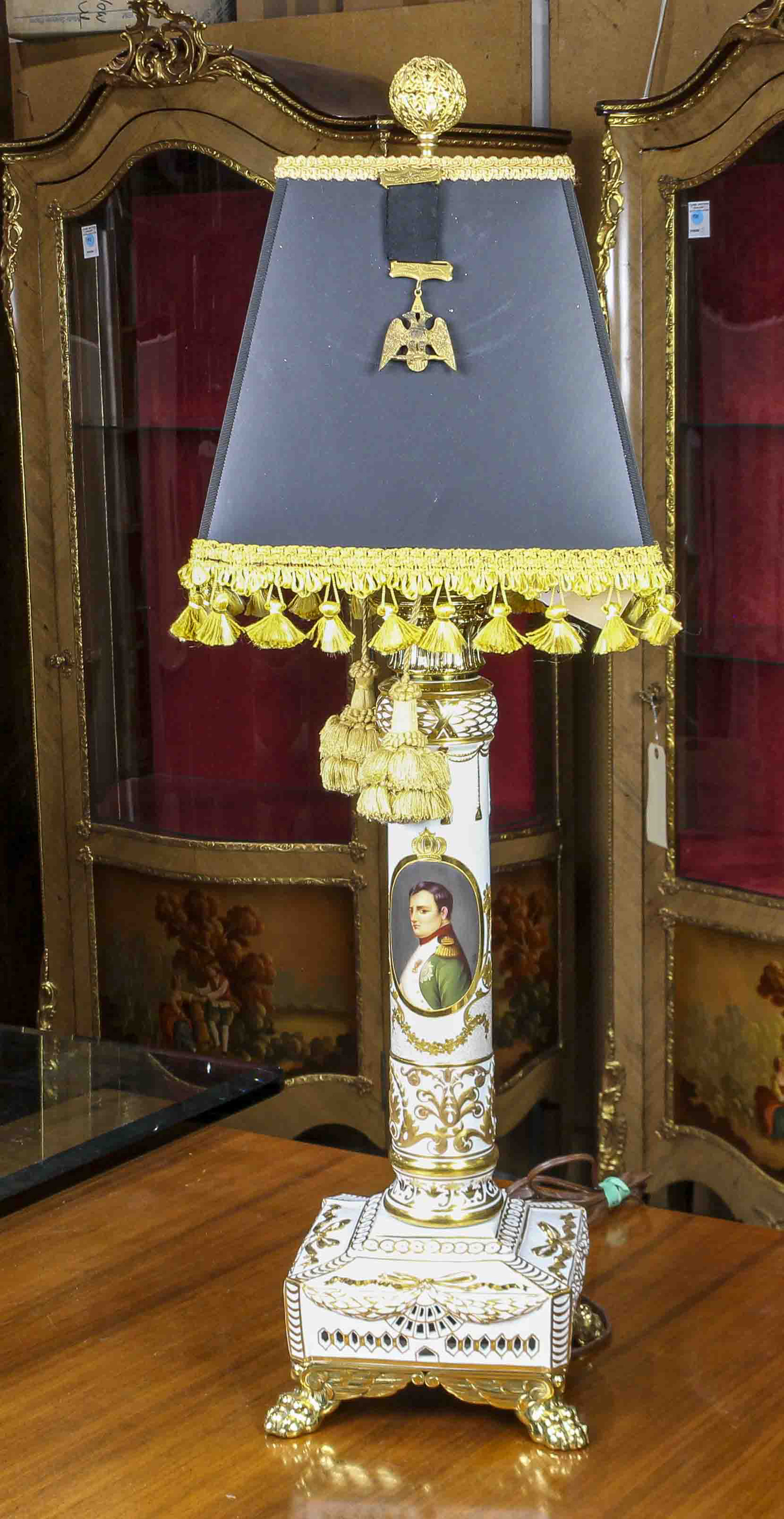 NAPOLEONIC PORCELAIN TABLE LAMP