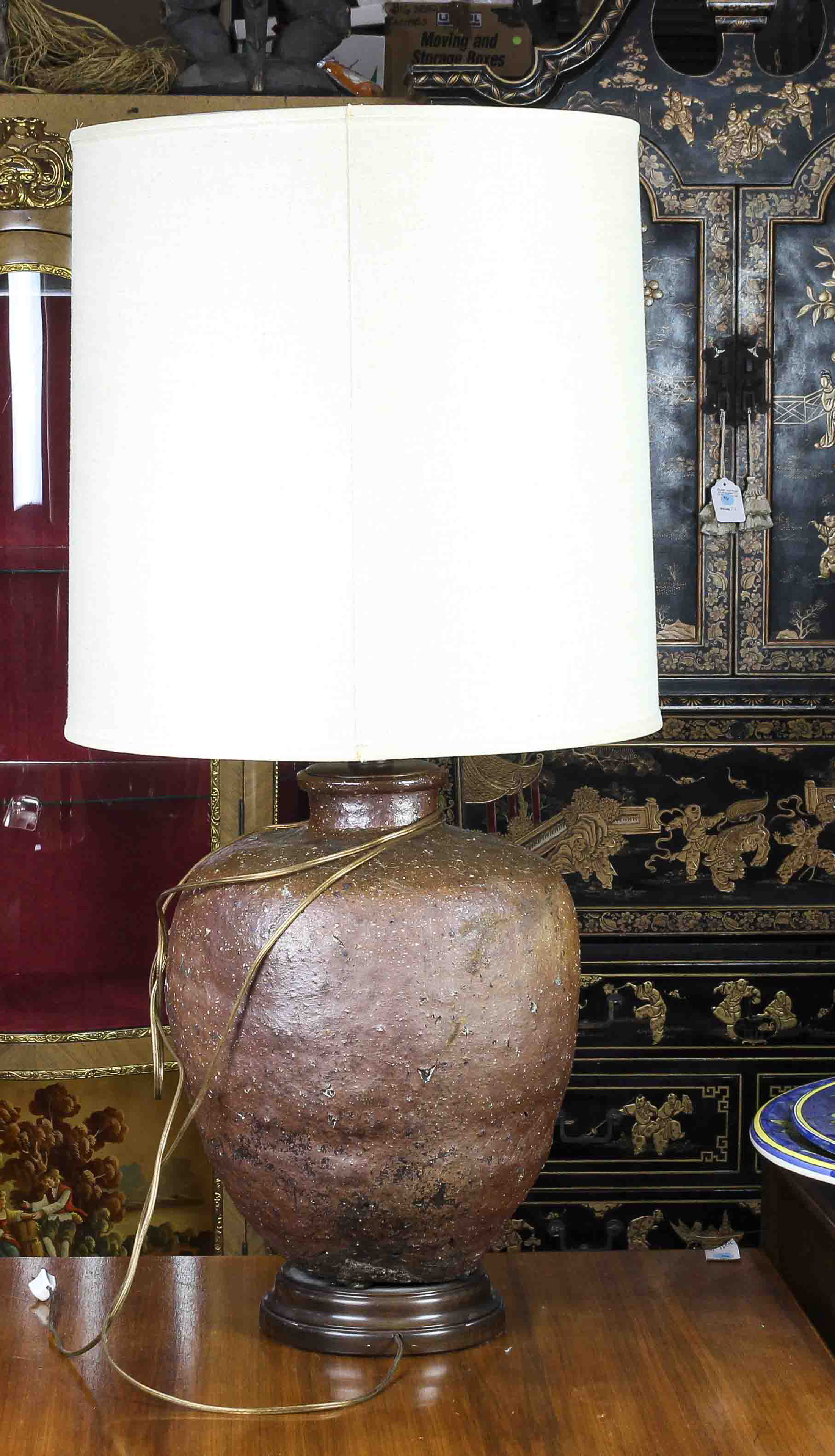 MID CENTURY SHOULDERED TABLE LAMP