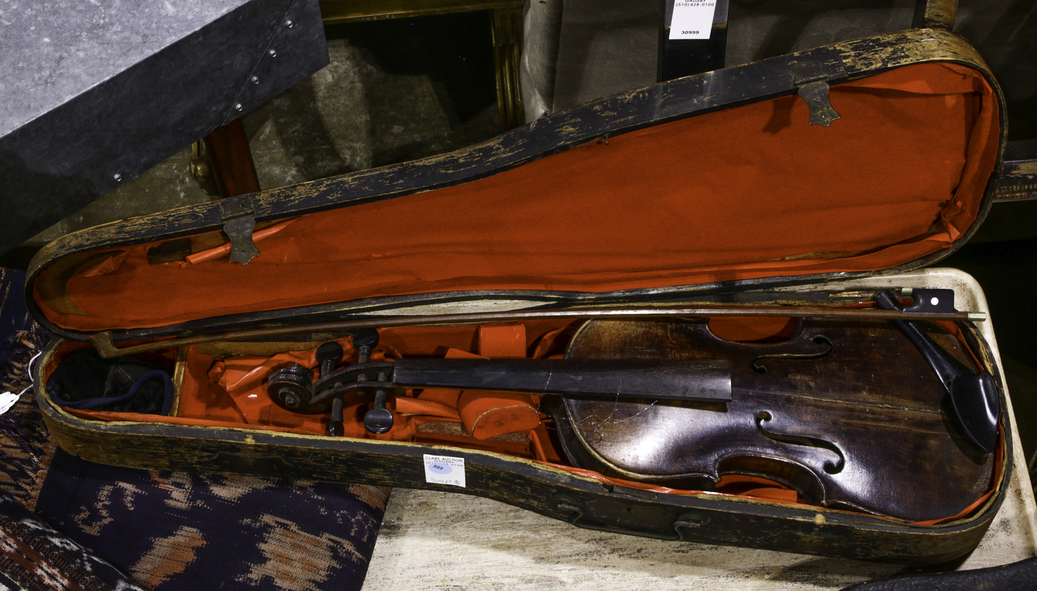 STRADIAVARUS LABELED VIOLIN W/BOW AND