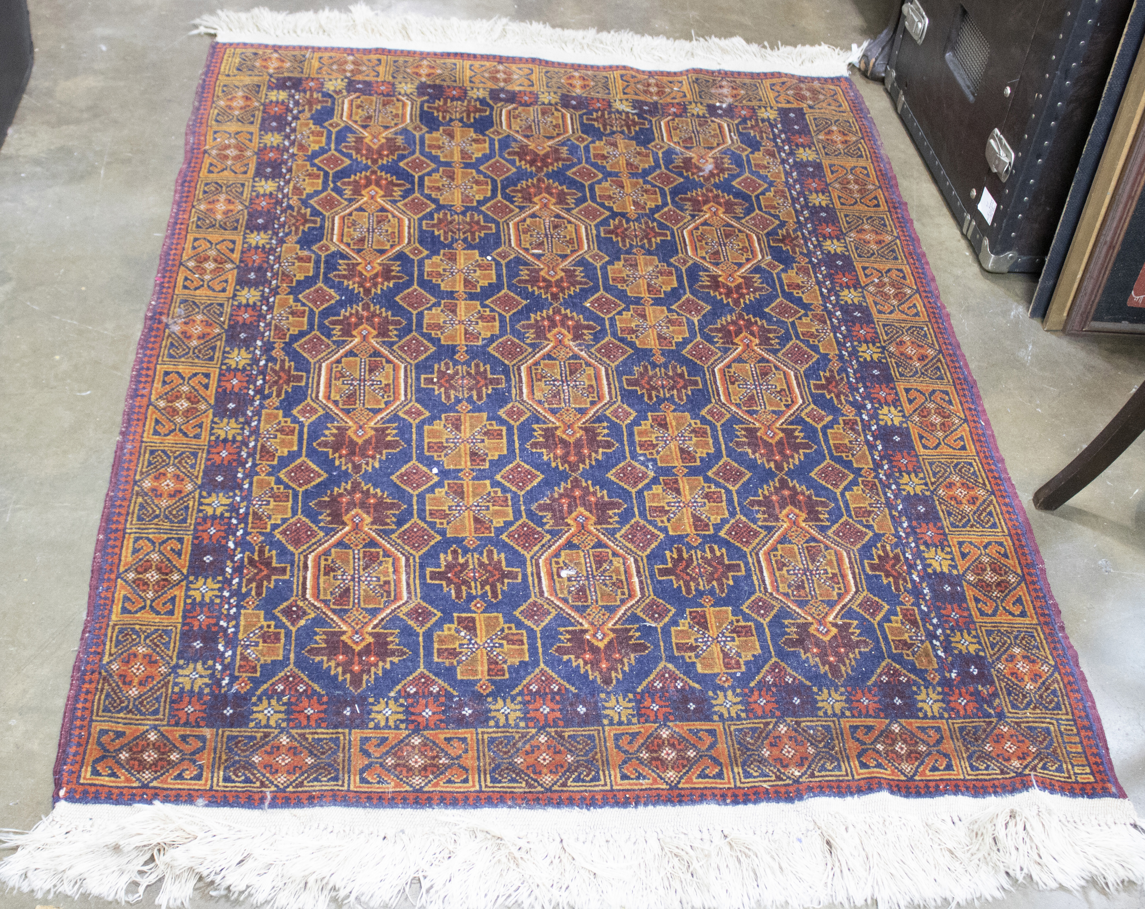 A SHIRAZ CARPET A Shiraz carpet,