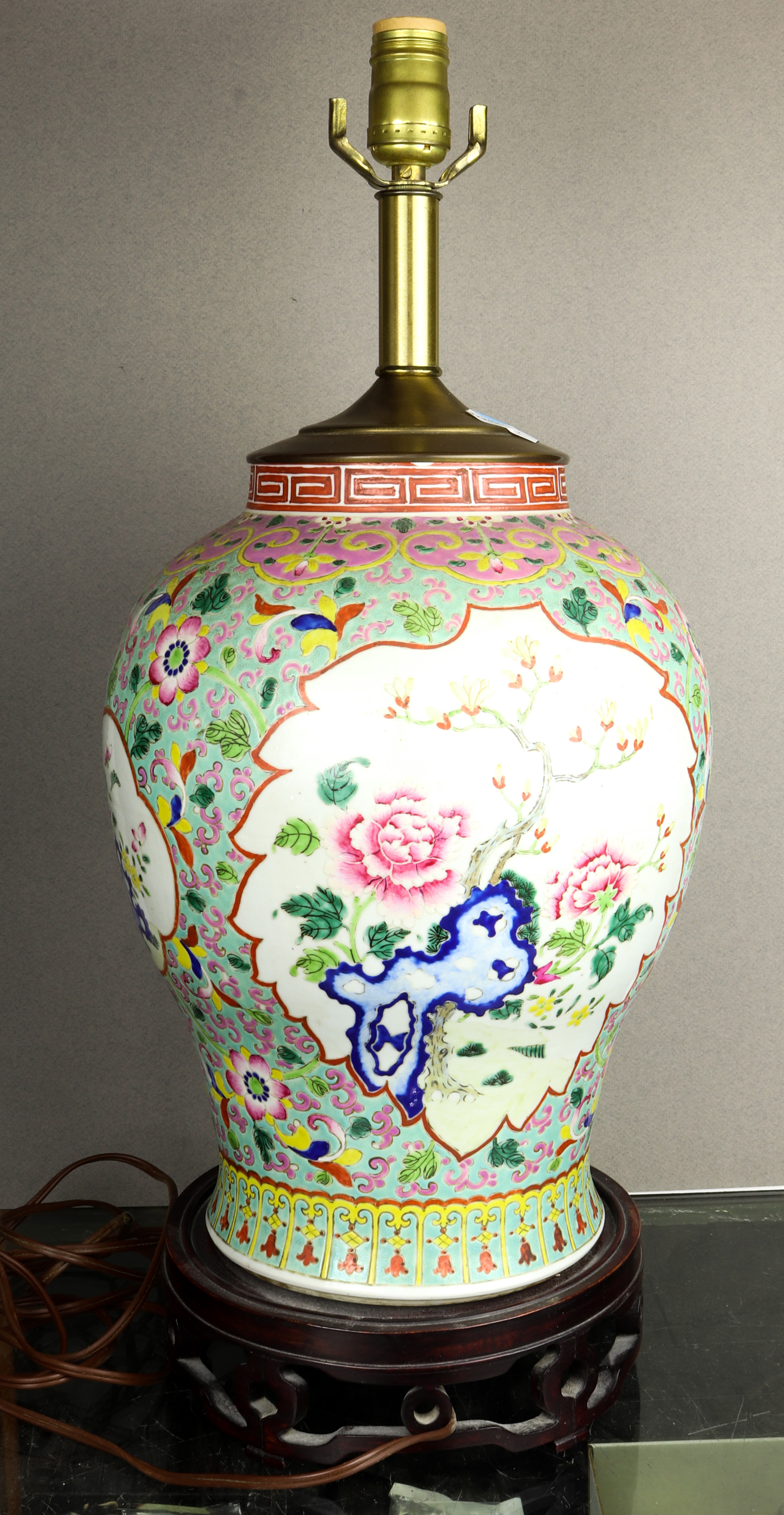CHINESE FAMILLE ROSE JAR, WITH