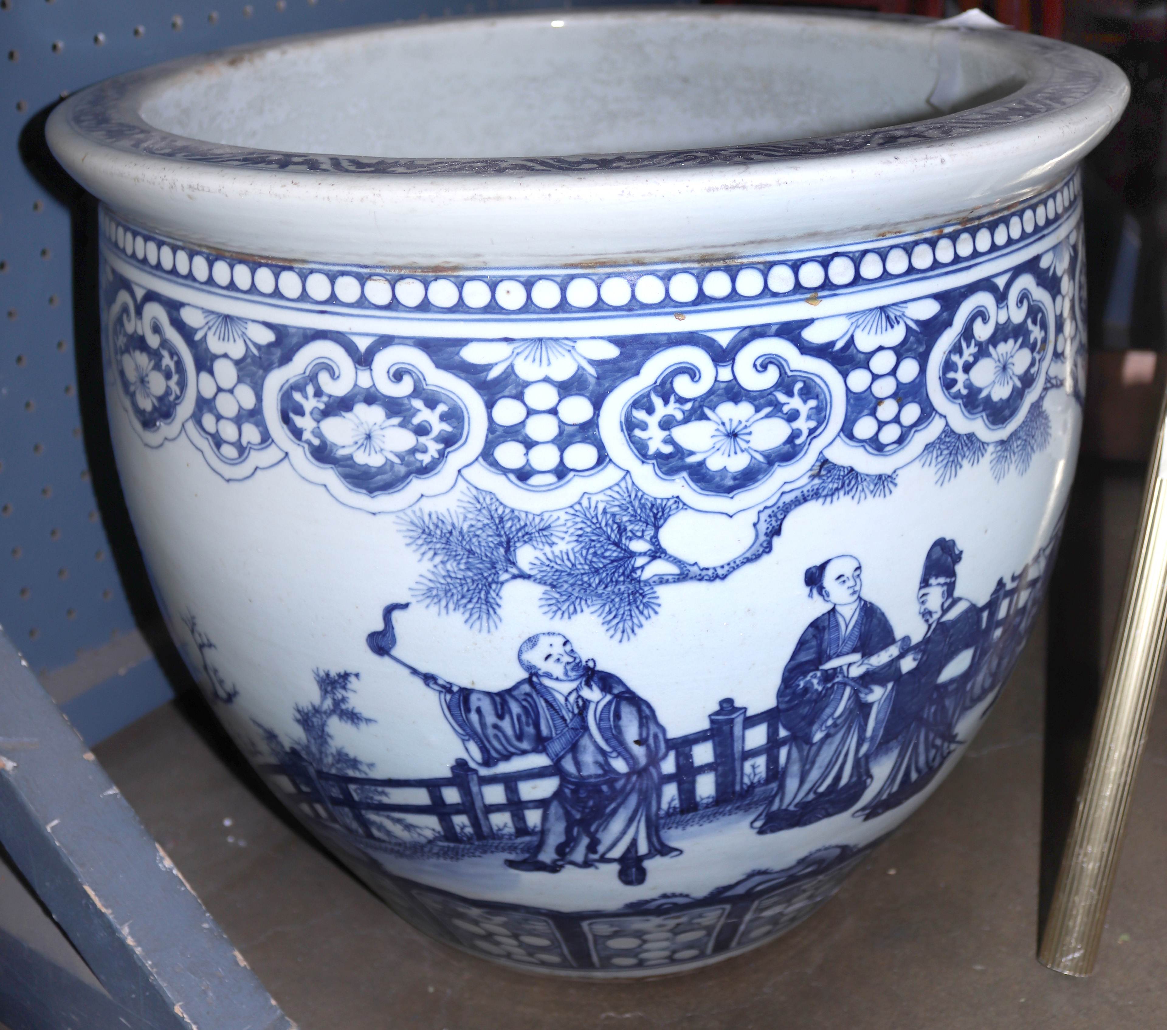 CHINESE BLUE AND WHITE FISH BOWL