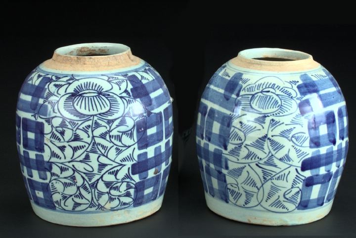 Pair of Chinese Provincial Blue and White 3a5494