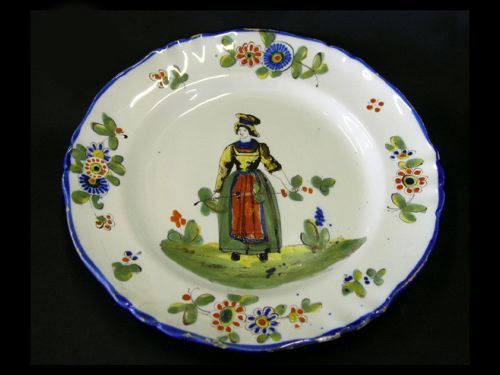 French Faience Dinner Plate in 3a554e