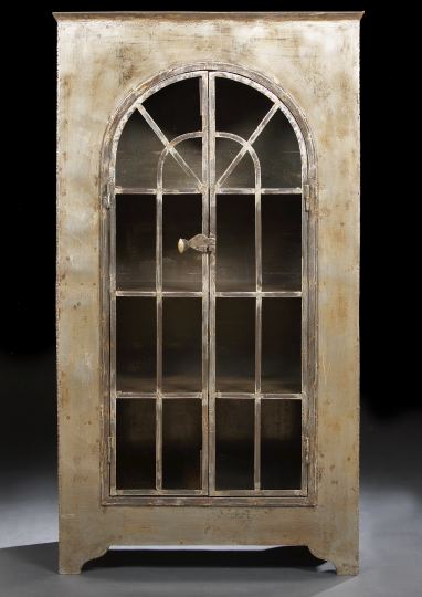 Industrial Design Galvanized Metal Vitrine,