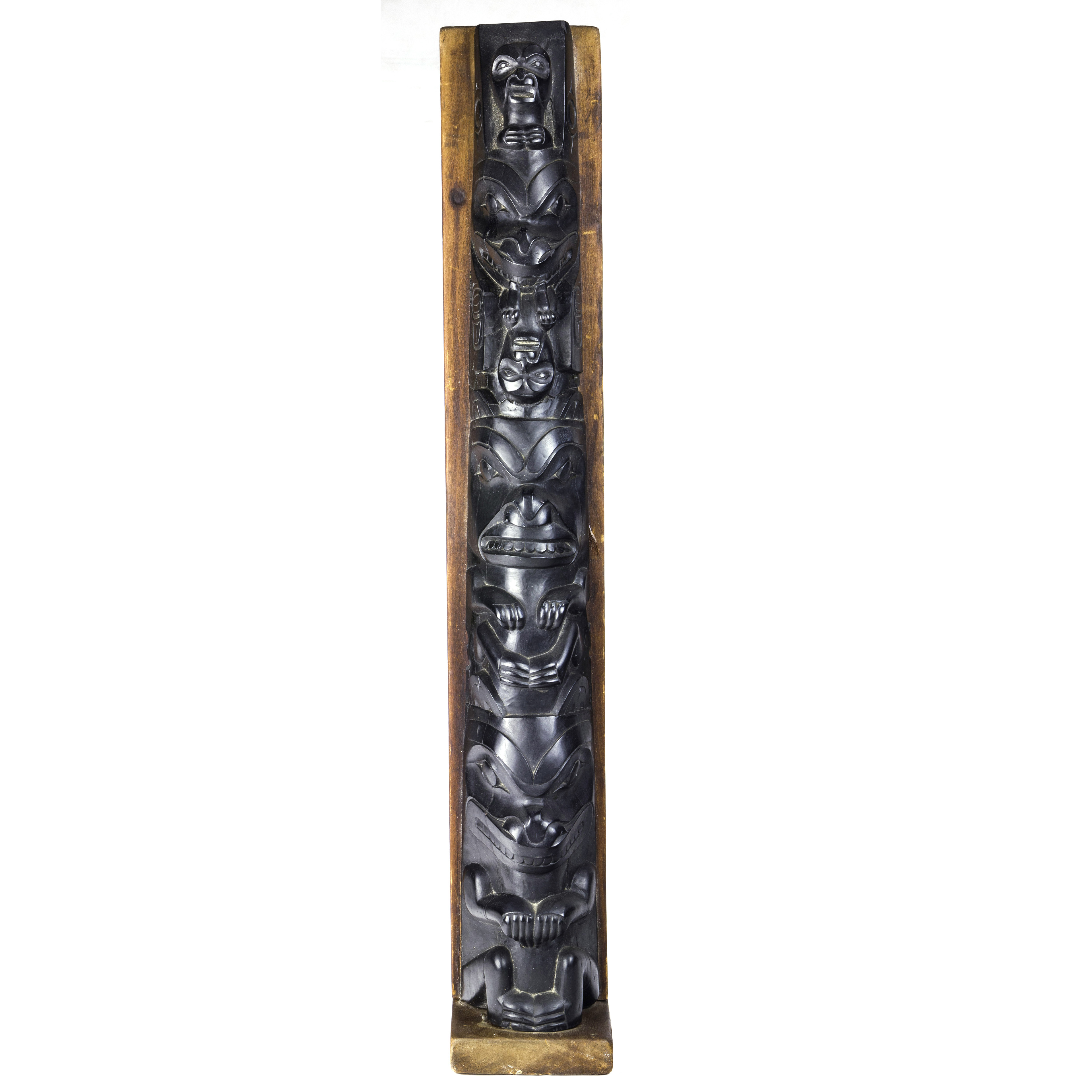 HAIDA TOTEM THE BLACK STONE CARVING 3a5633