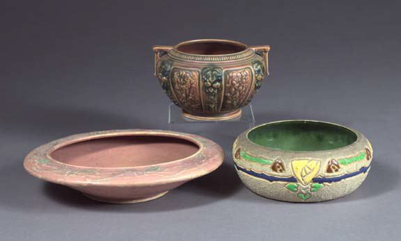 Group of Art Pottery Bowls consisting 3a56cc