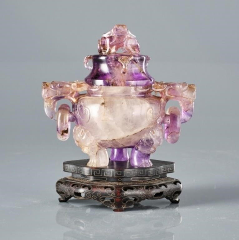 CHINESE CARVED AMETHYST LIDDED