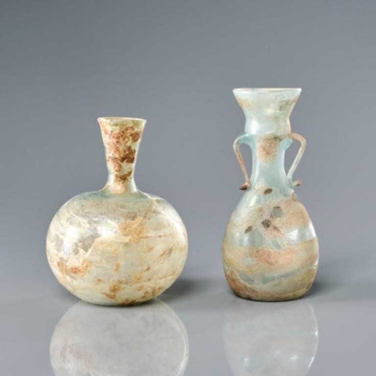 TWO ROMAN PERIOD GLASS BOTTLESTwo 3a8851