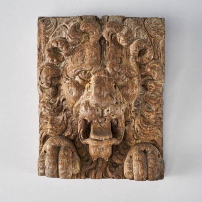 17TH C RELIEF CARVED OAK PANELA 3a8903